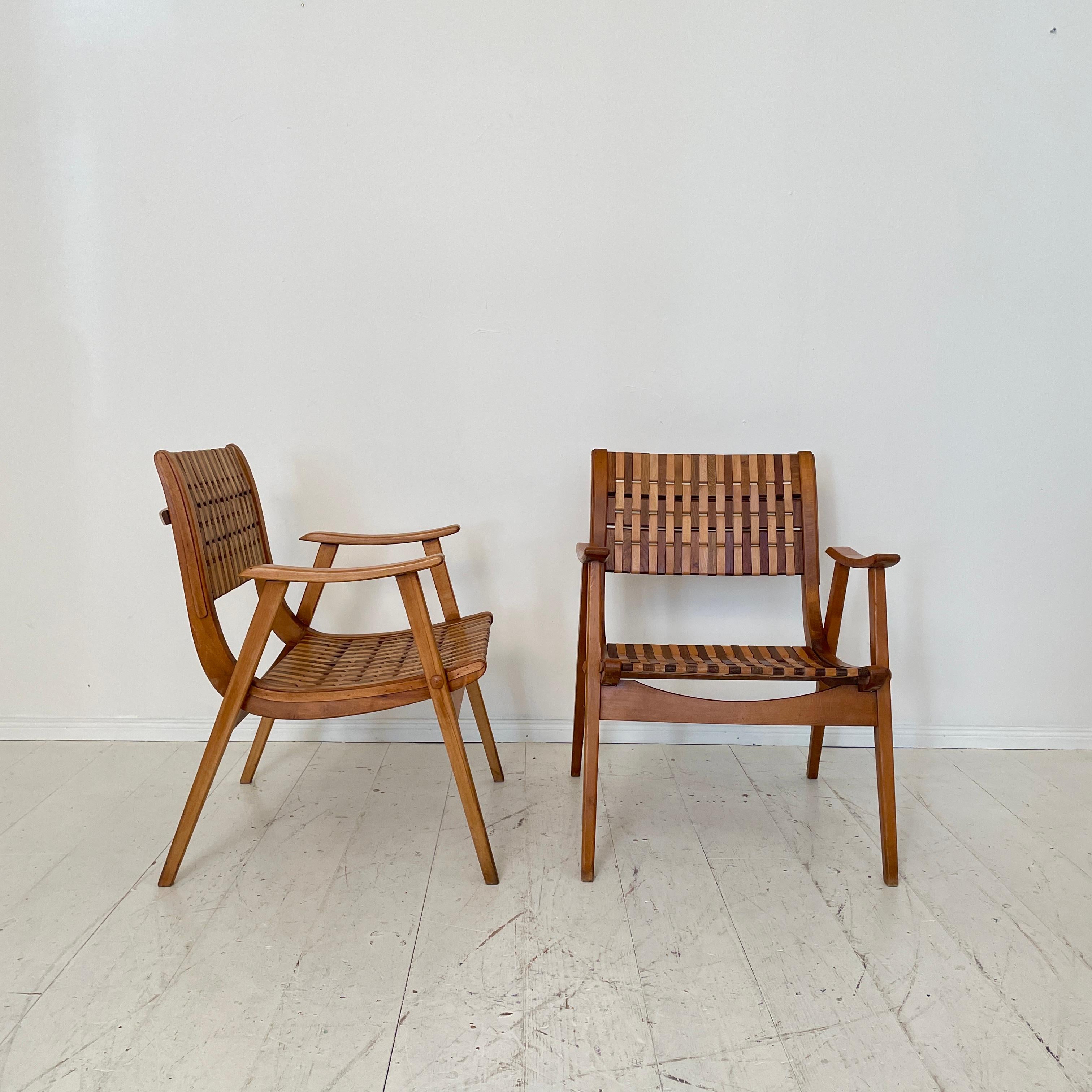 Pair of Bauhaus Lounge Chairs by Erich Dieckmann for Gelenka in Beechwood, 1930s 5