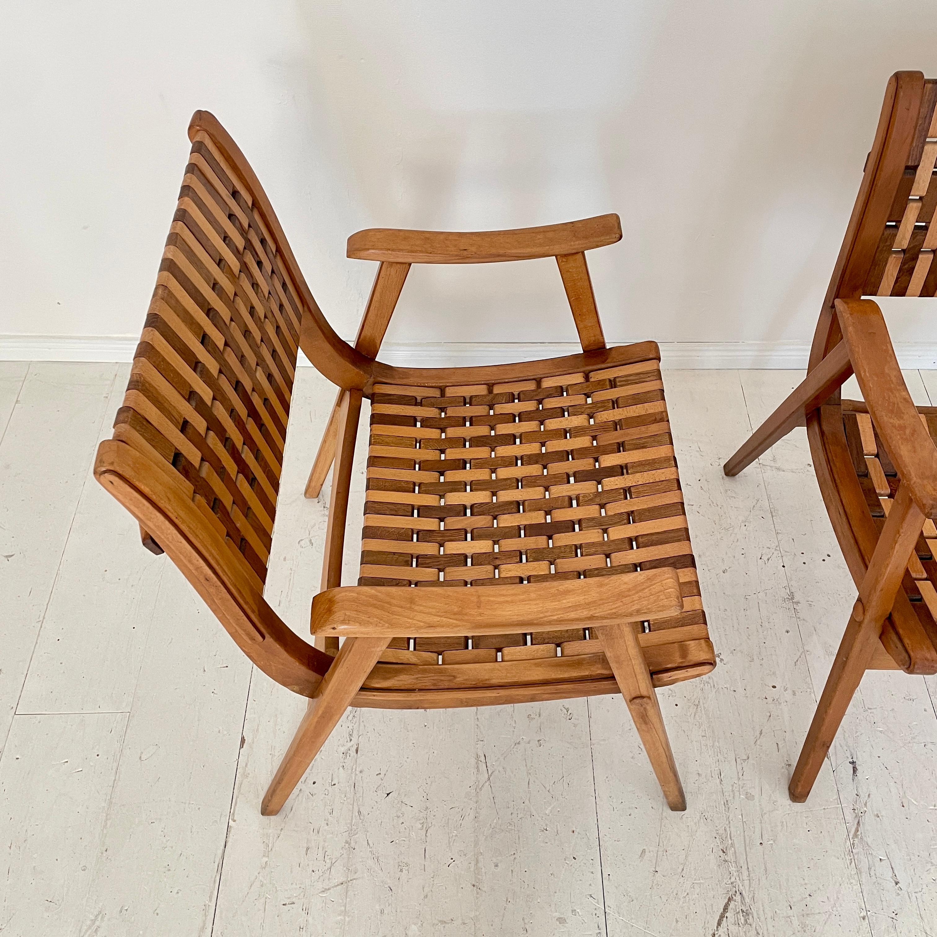 Pair of Bauhaus Lounge Chairs by Erich Dieckmann for Gelenka in Beechwood, 1930s 9
