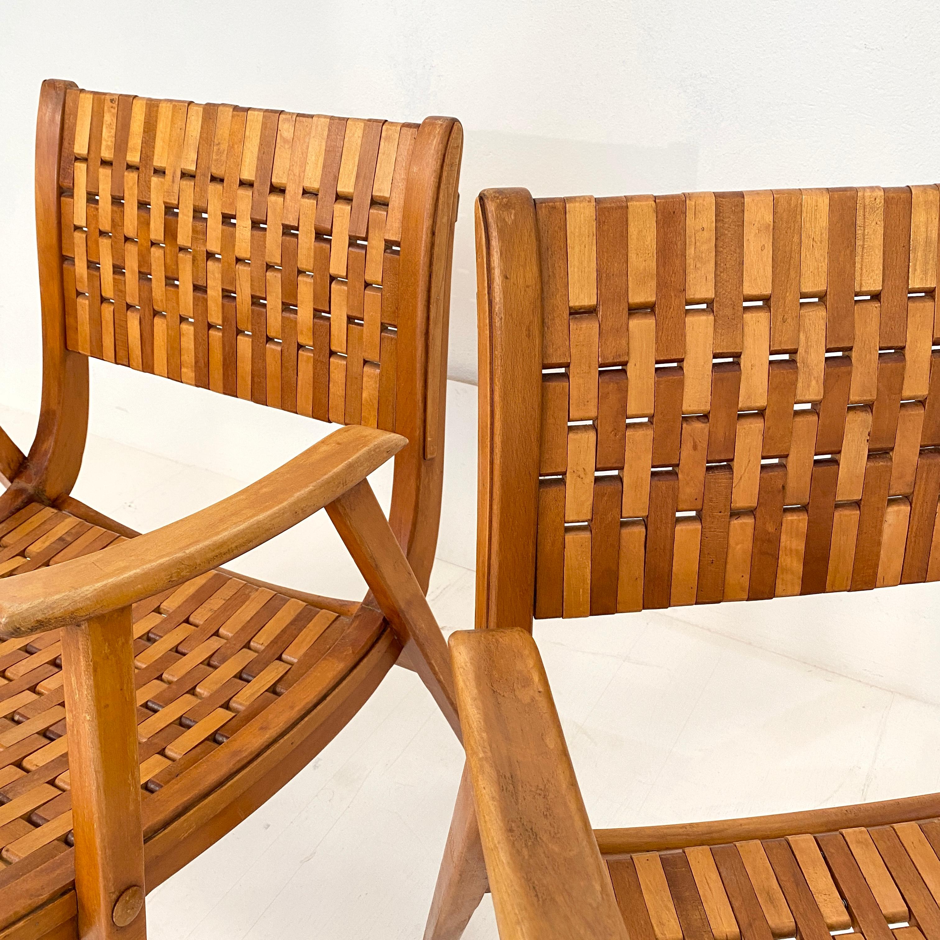 Pair of Bauhaus Lounge Chairs by Erich Dieckmann for Gelenka in Beechwood, 1930s 12