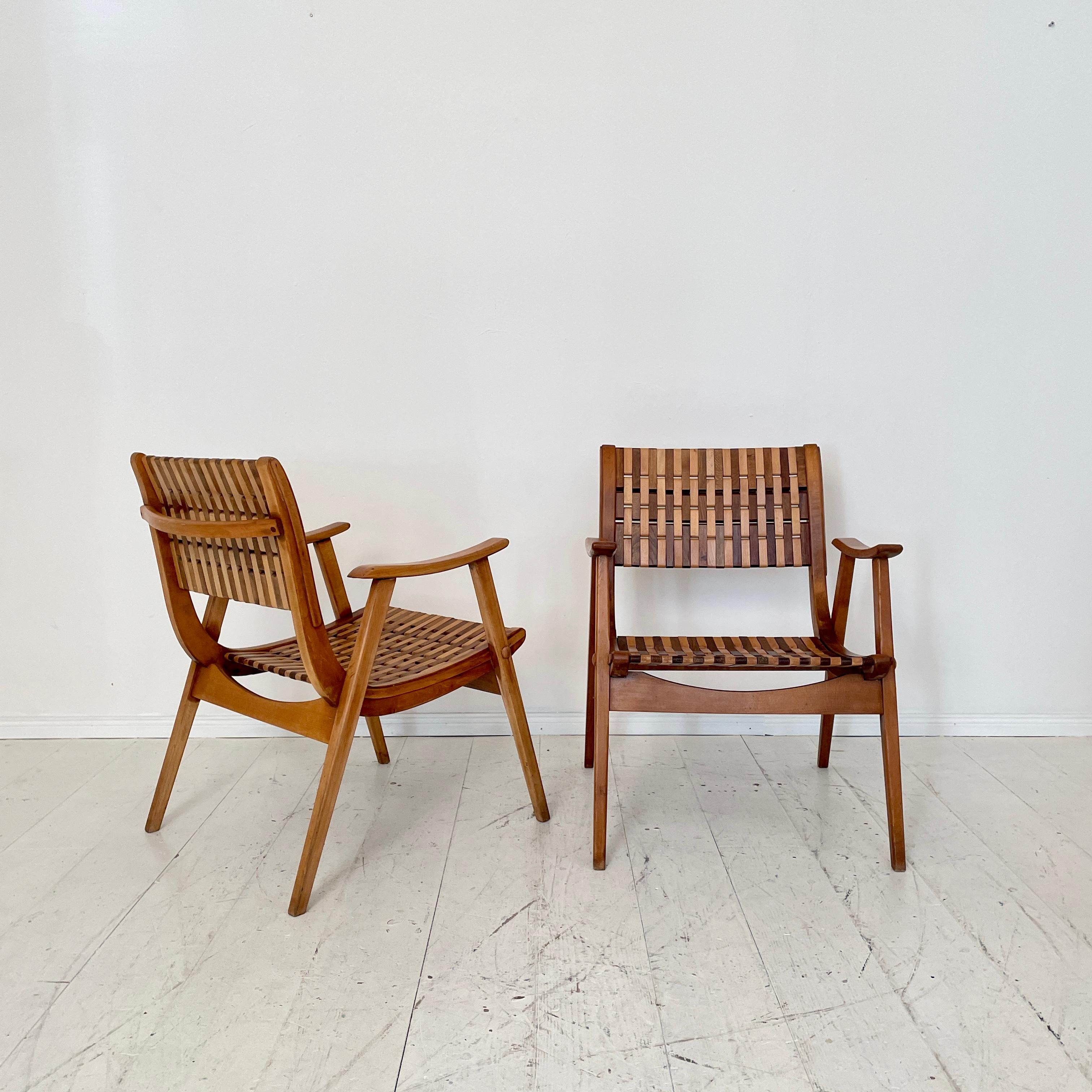 Pair of Bauhaus Lounge Chairs by Erich Dieckmann for Gelenka in Beechwood, 1930s 3