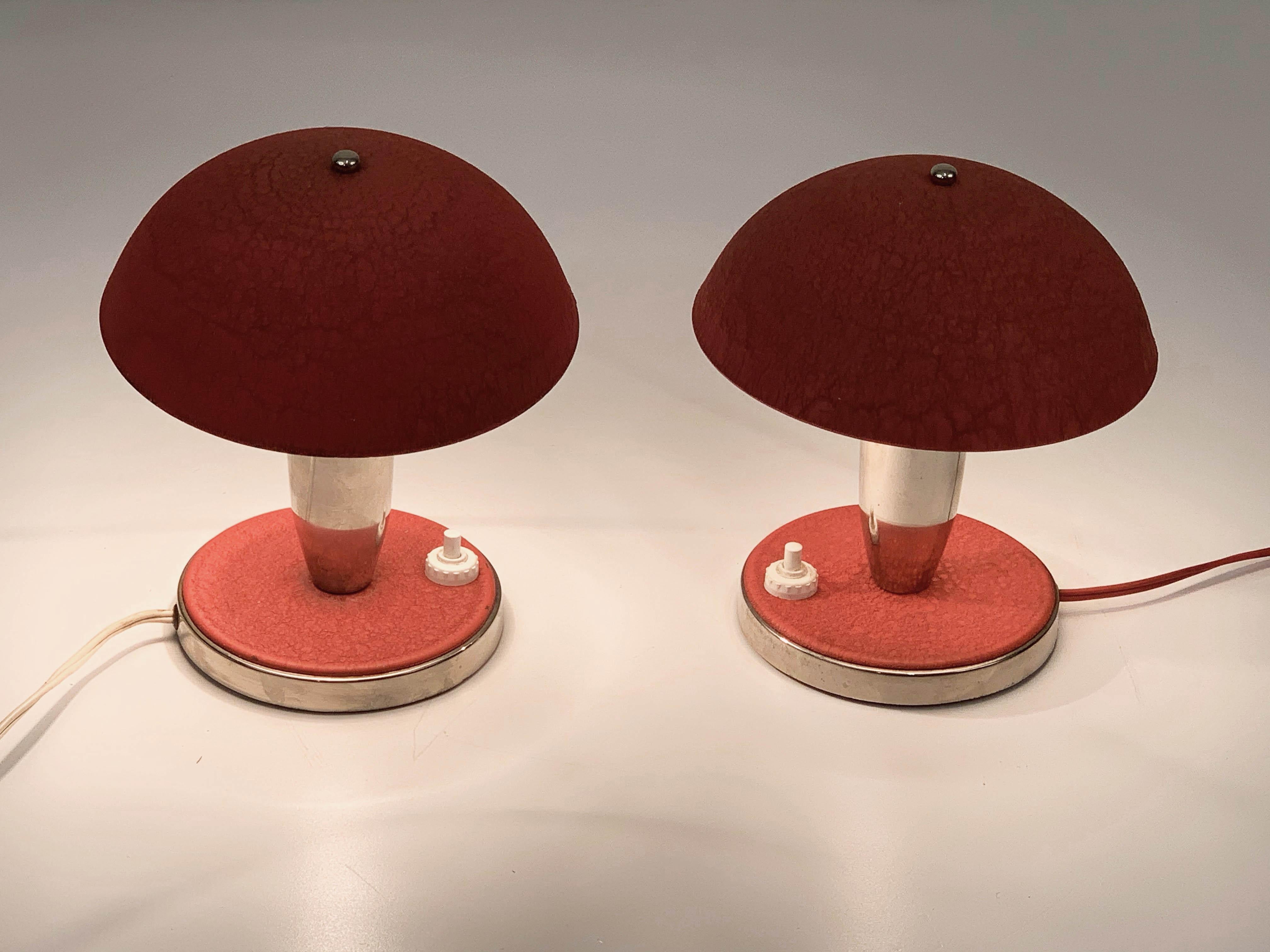 Pair of Bauhaus Red Metal and Aluminium Czech Table Lamps, 1930s For Sale 2