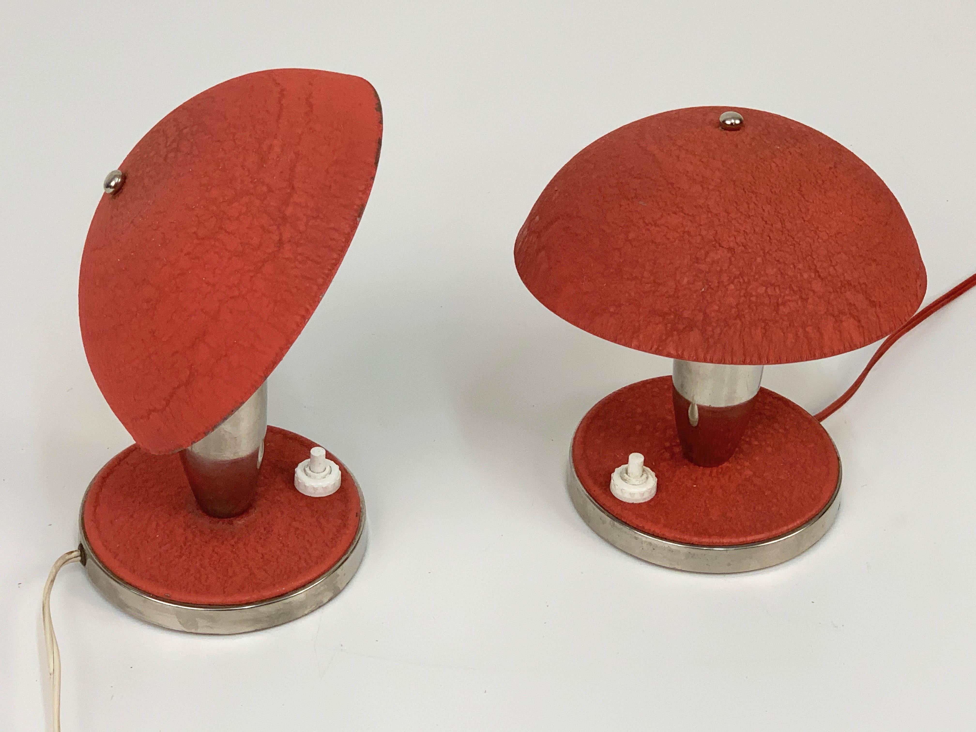 Pair of Bauhaus Red Metal and Aluminium Czech Table Lamps, 1930s For Sale 4
