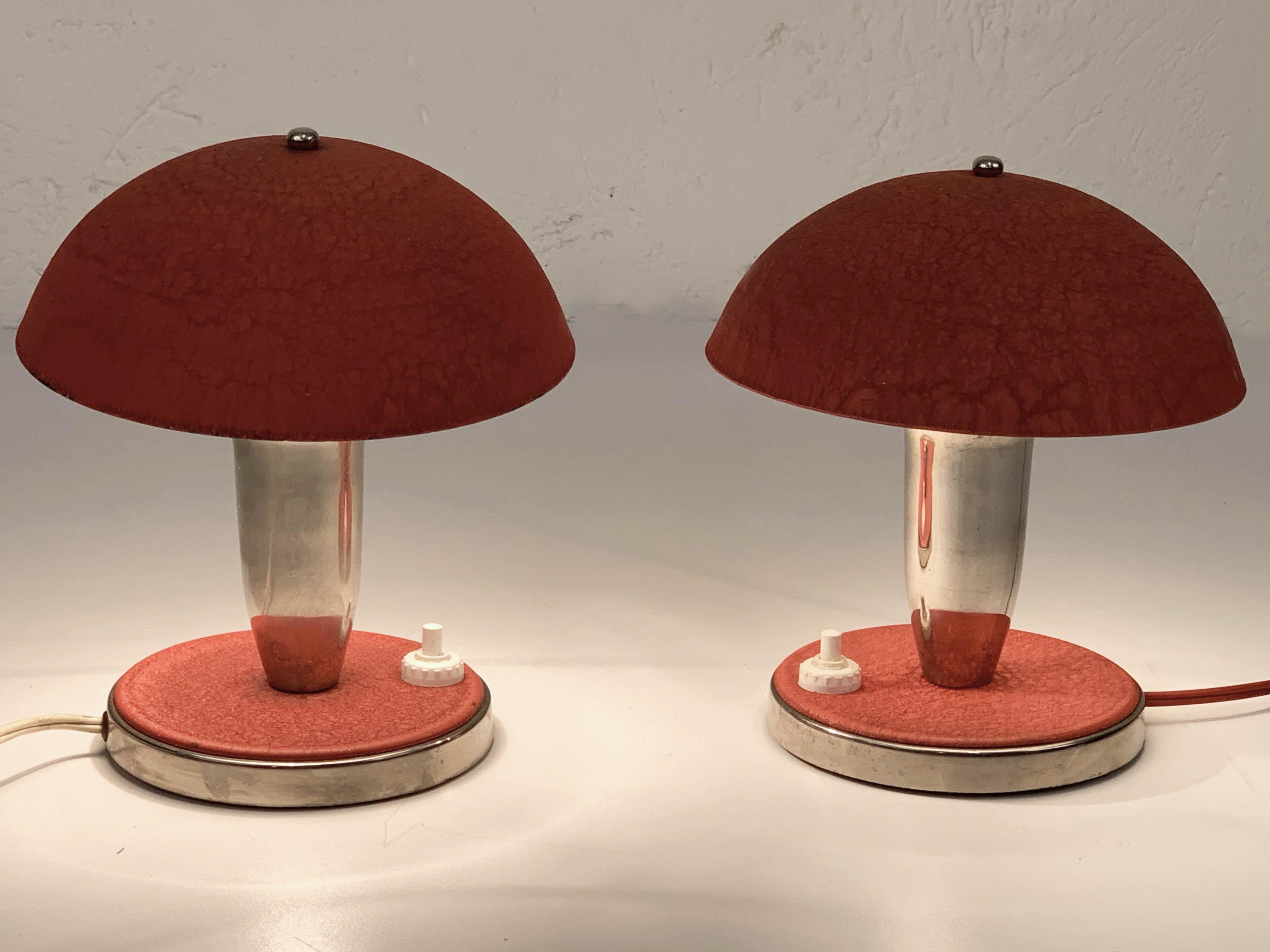 Pair of Bauhaus Red Metal and Aluminium Czech Table Lamps, 1930s For Sale 5