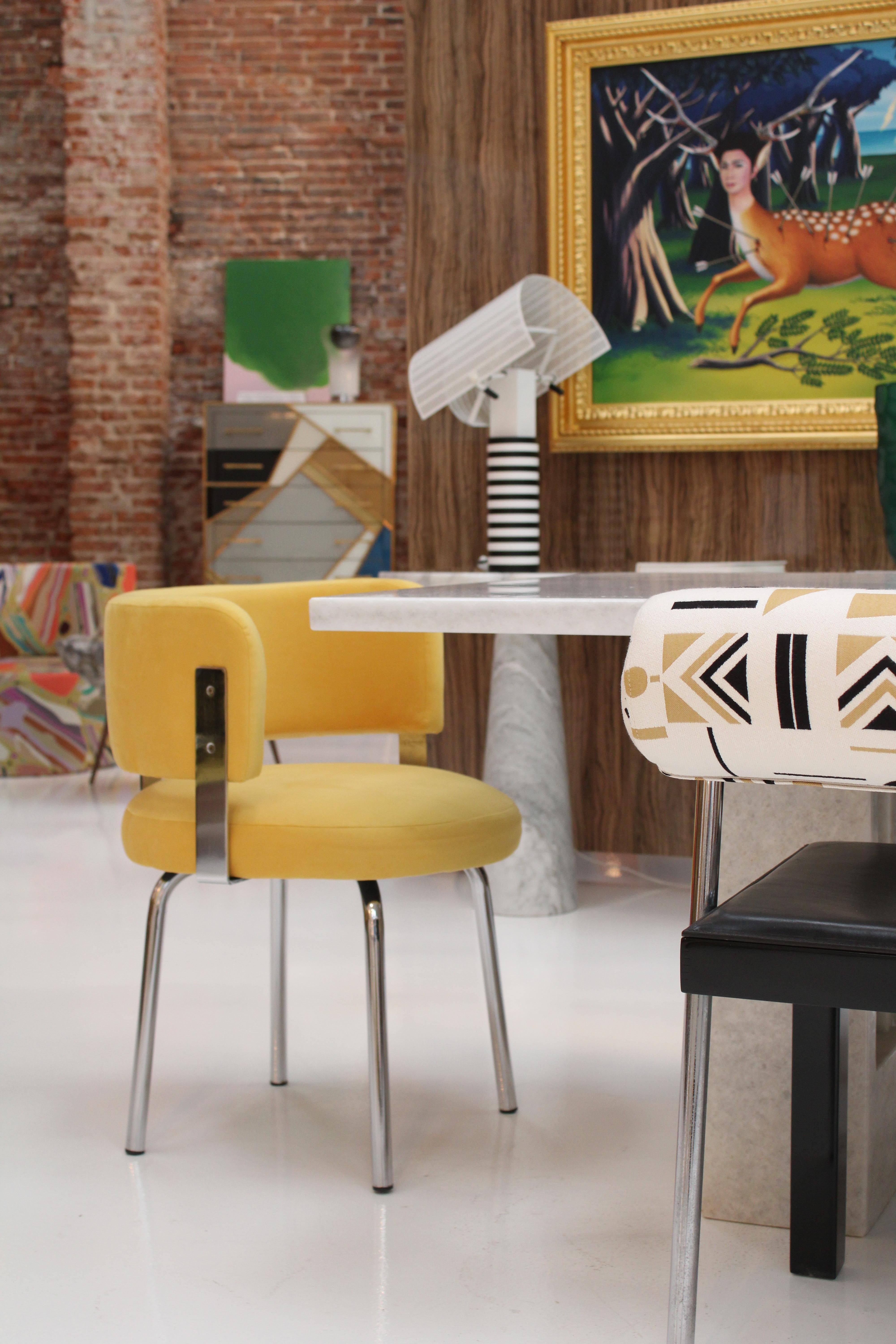 Paar Stühle im Bauhaus-Stil für Pizzi Arredamenti, gepolstert mit gelber Baumwolle im Angebot 5
