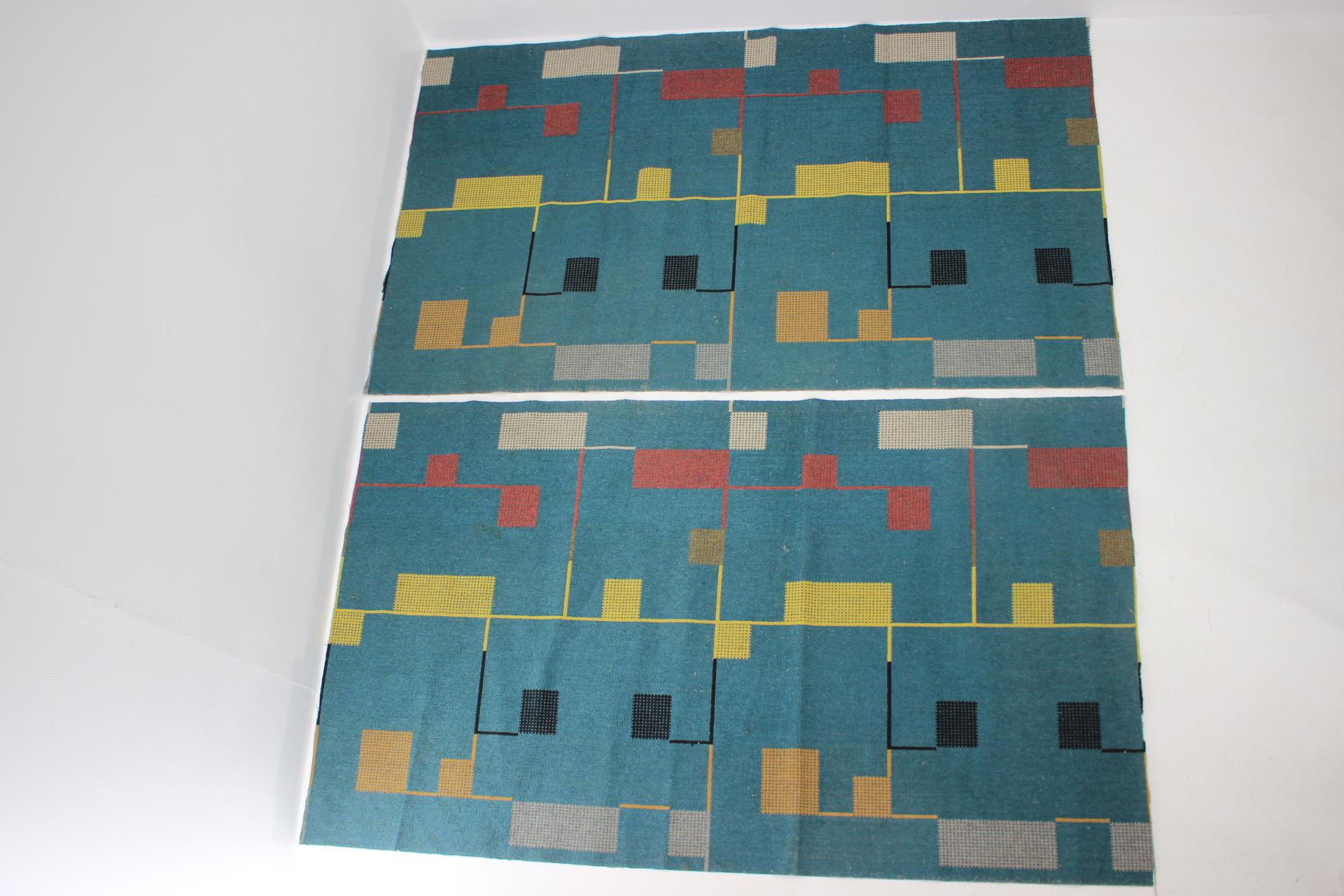 Pair of Bauhaus Style Geometric Carpets, 1940s  In Good Condition For Sale In Praha, CZ