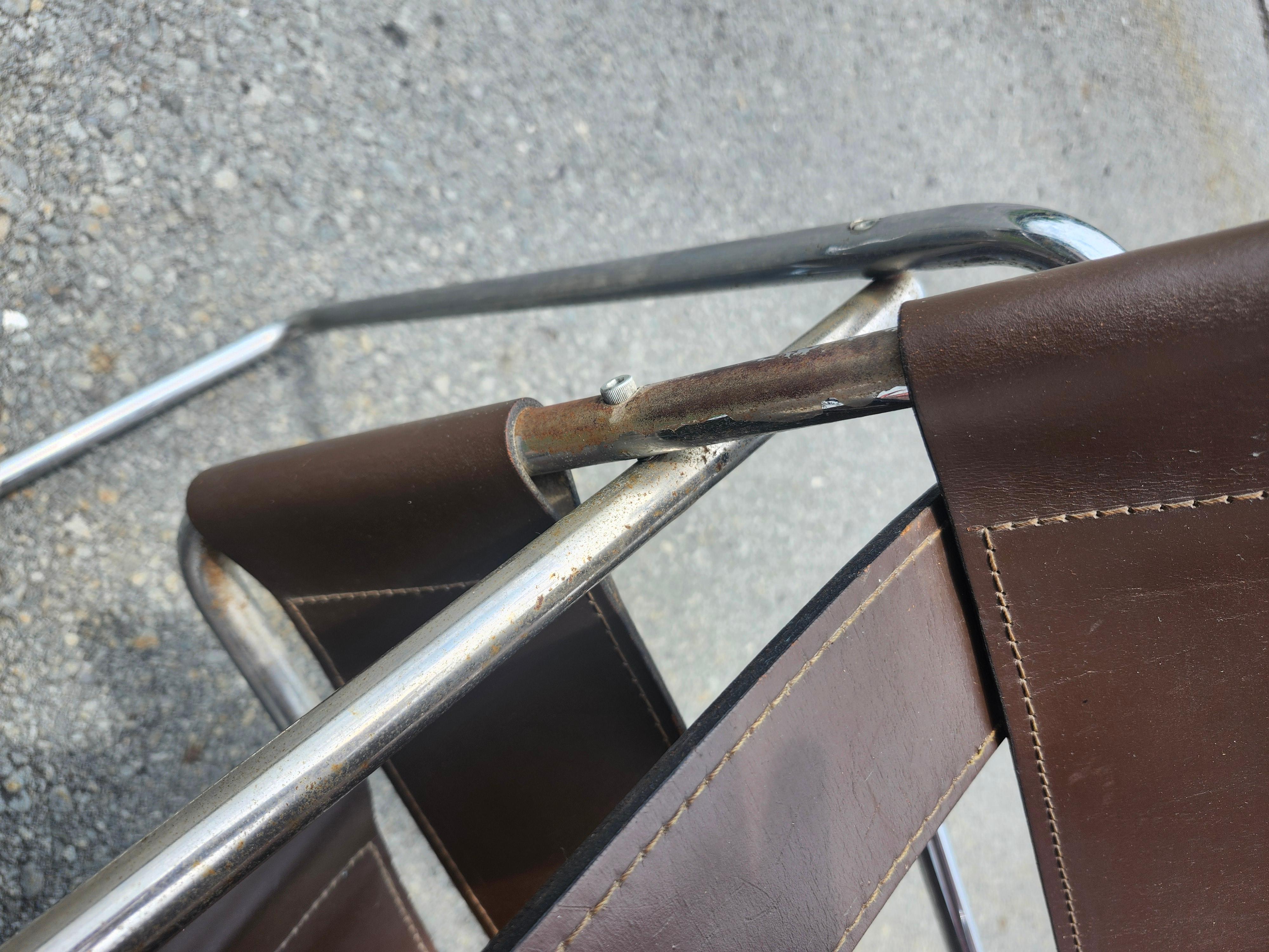 Pair of Bauhaus Wassilly Chairs by Marcel Breur Mid Century c1965 Knoll Stendig For Sale 3