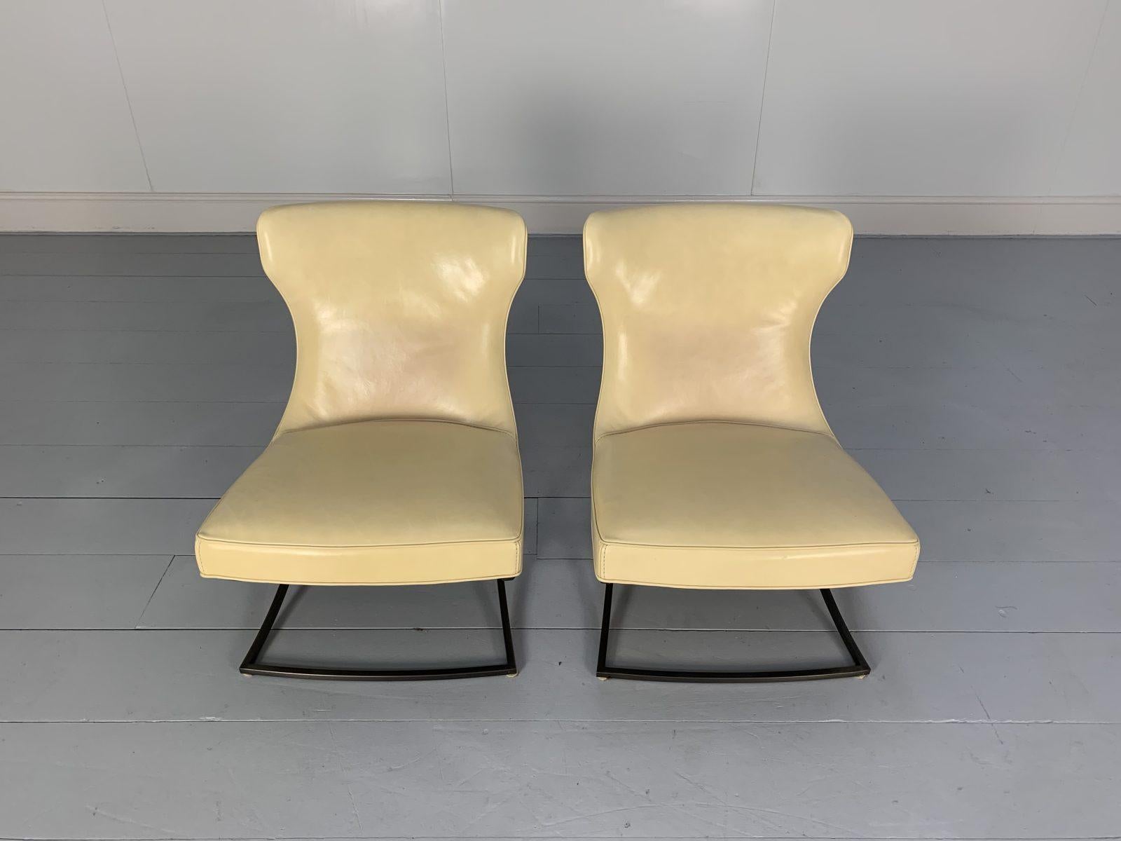 XXIe siècle et contemporain Paire de chaises Baxter Paloma - en cuir crème en vente