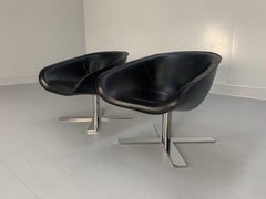 Pair of B&B Italia “Mart” Swivel Armchairs in Black “Pelle” Leather and Metal