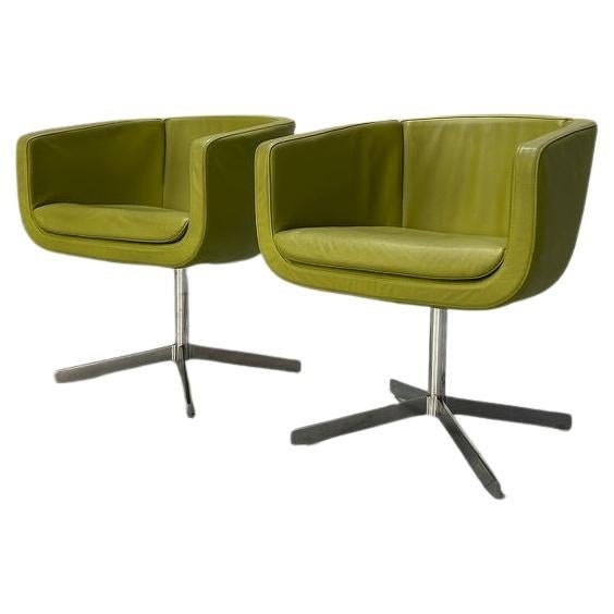 Pareja de sillones "Tulip Sixty" de B&B Italia - En piel "Gamma" verde lima