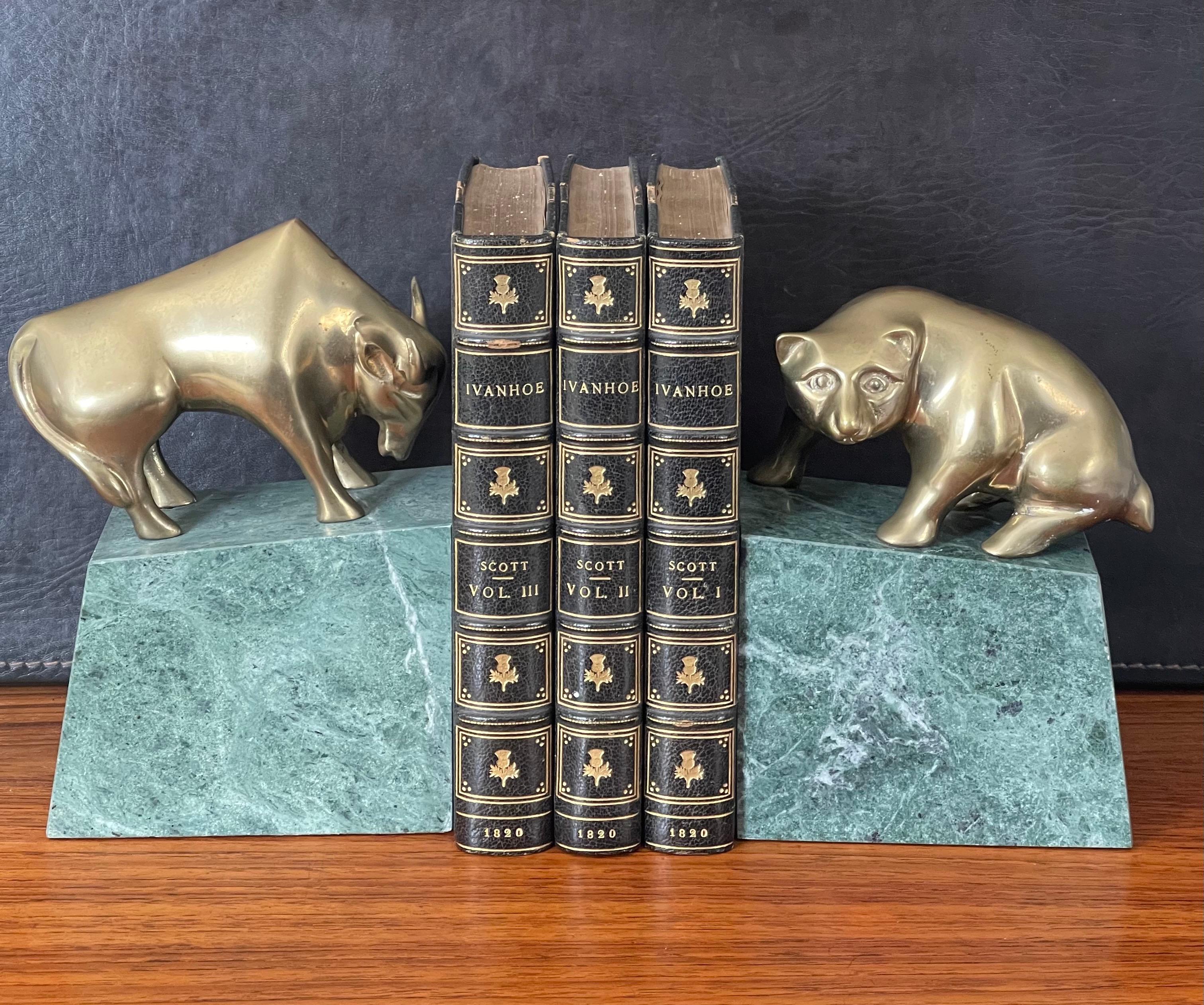 Pair of Bear and Bull Bronze Bookends on Green Marble Blocks For Sale 4