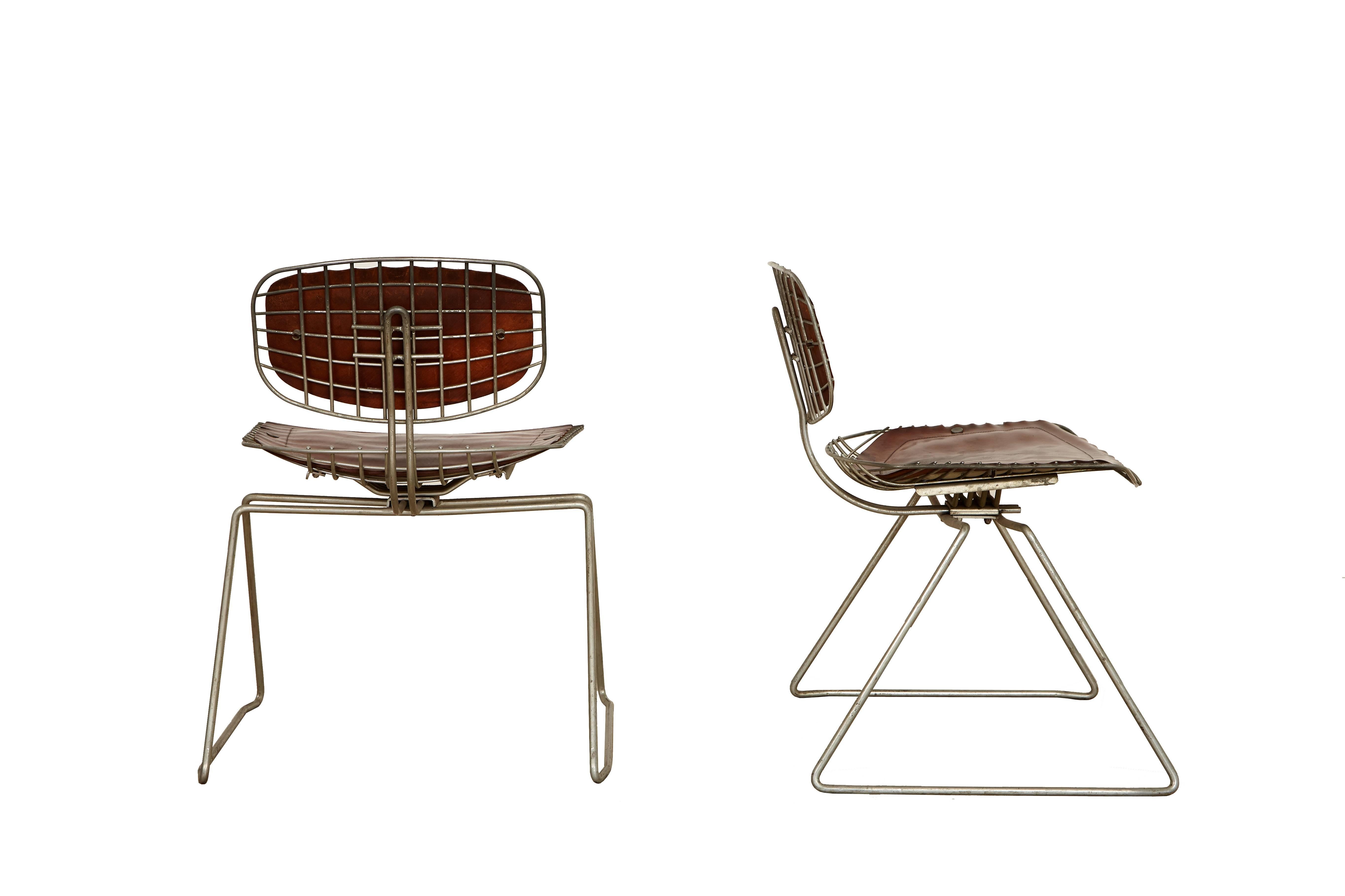 20th Century Pair of Beaubourg Chairs For Sale