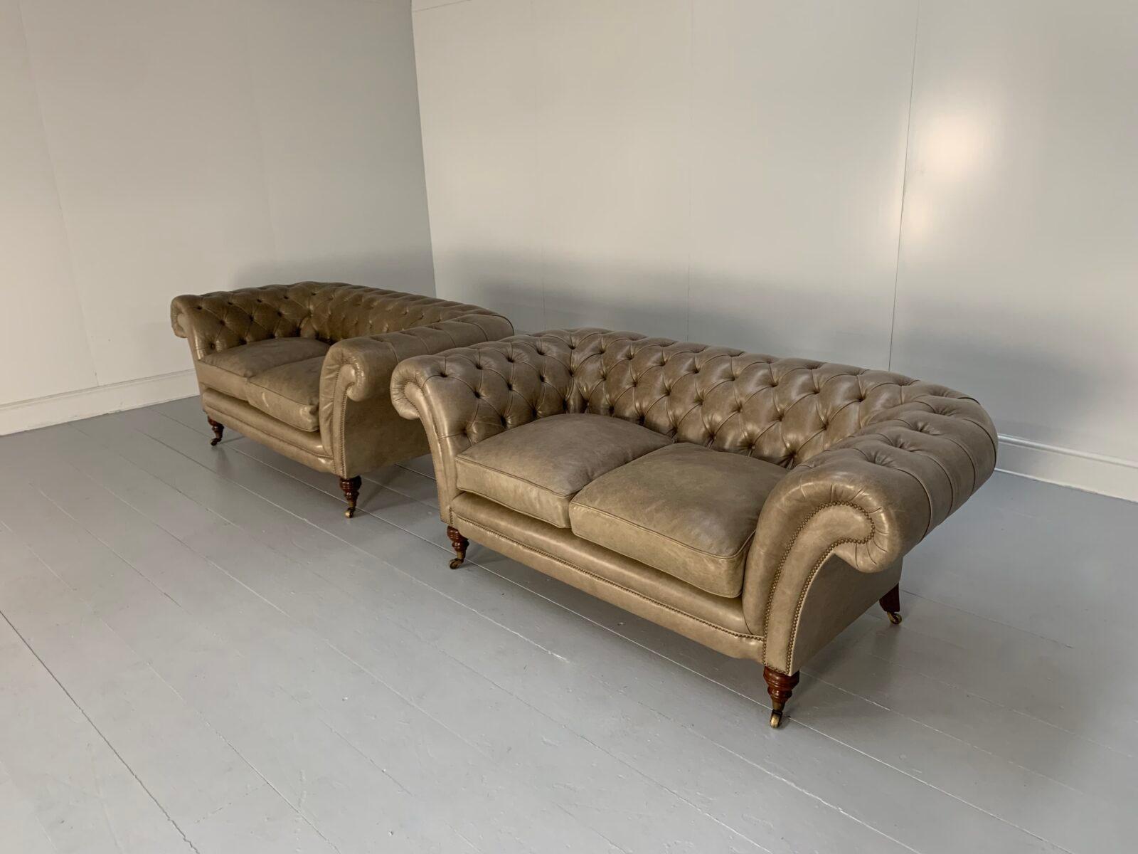 Paar Beaumont & Fletcher „Grenville“ Chesterfield-Sofas mit 2 Sitzen - Grau im Zustand „Gut“ im Angebot in Barrowford, GB