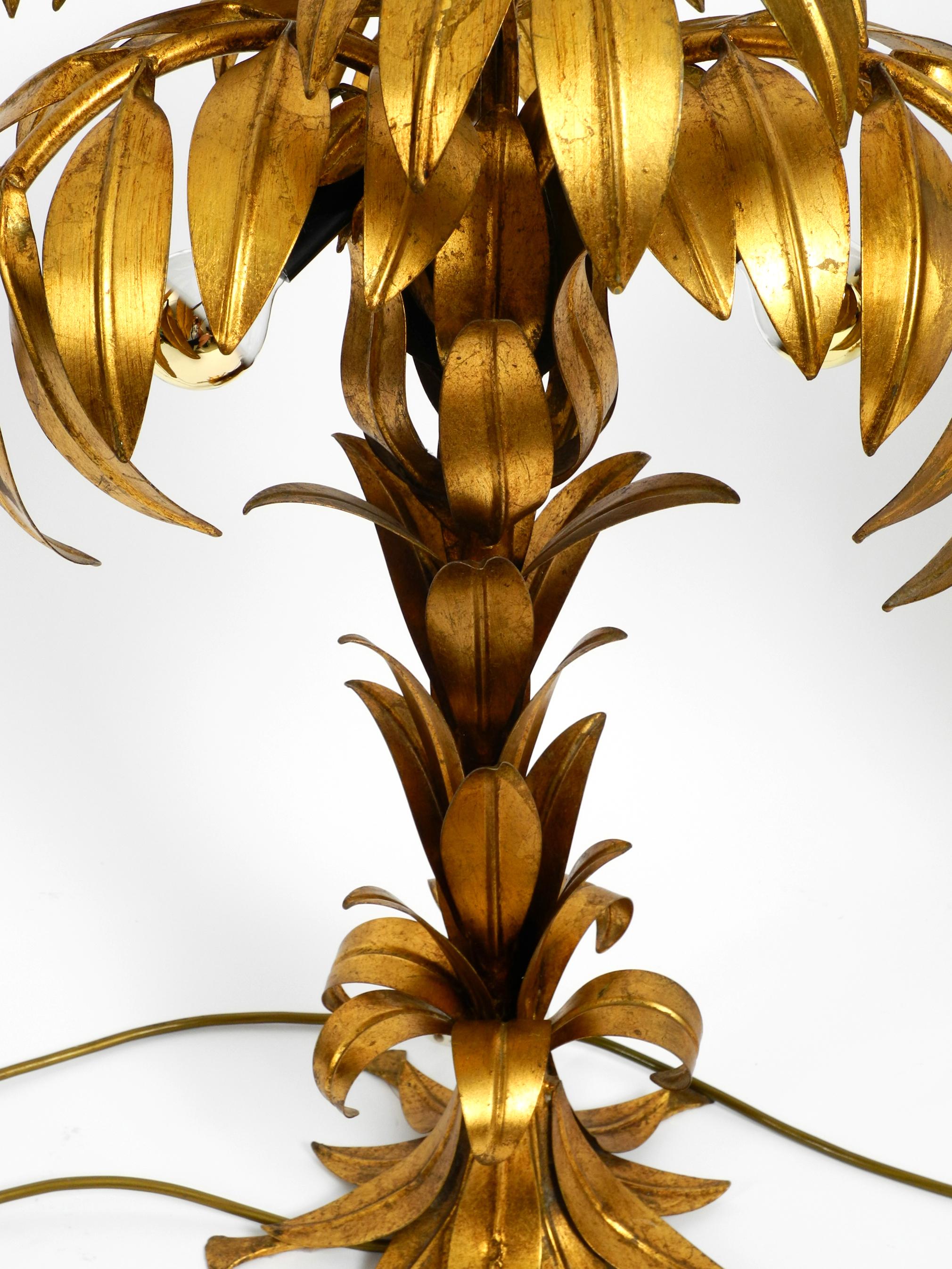 Pair of Beautiful 1970s Gold-Plated Metal Palm Table Lamps by Hans Kögl For Sale 2