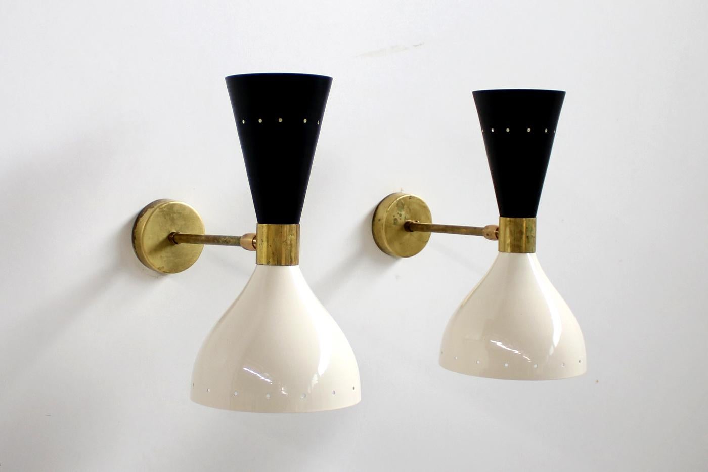 20th Century Pair of Beautiful Adjustable Large Italian Sconces Brass Stilnovo Style Bi-Color For Sale