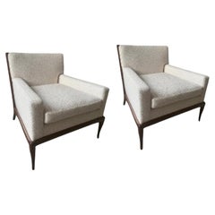 Paire de fauteuils personnalisés dans le style de T.H. Robsjohn-Gibbbings