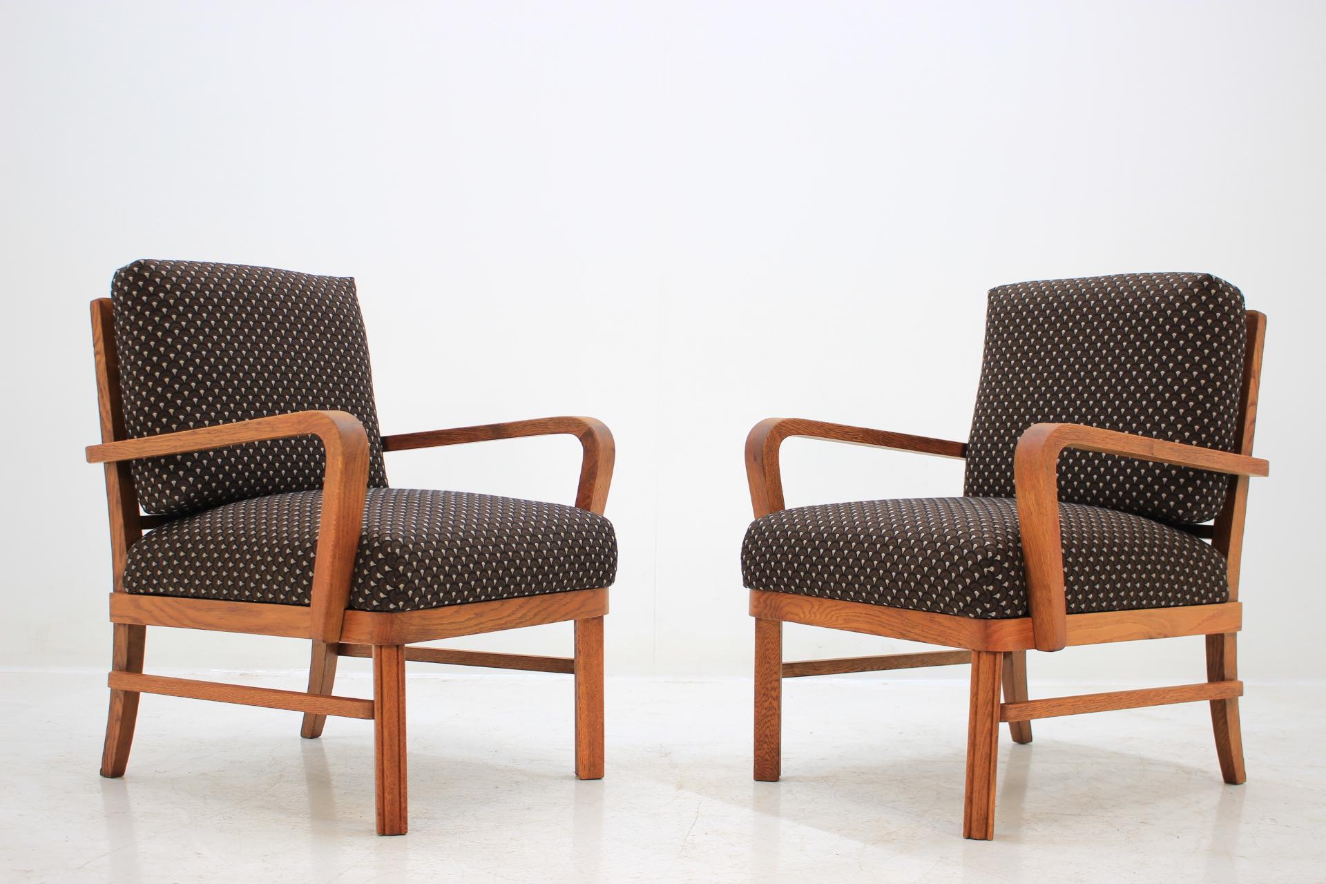 Czech Pair of Beautiful Art Deco Armchairs, 1930s