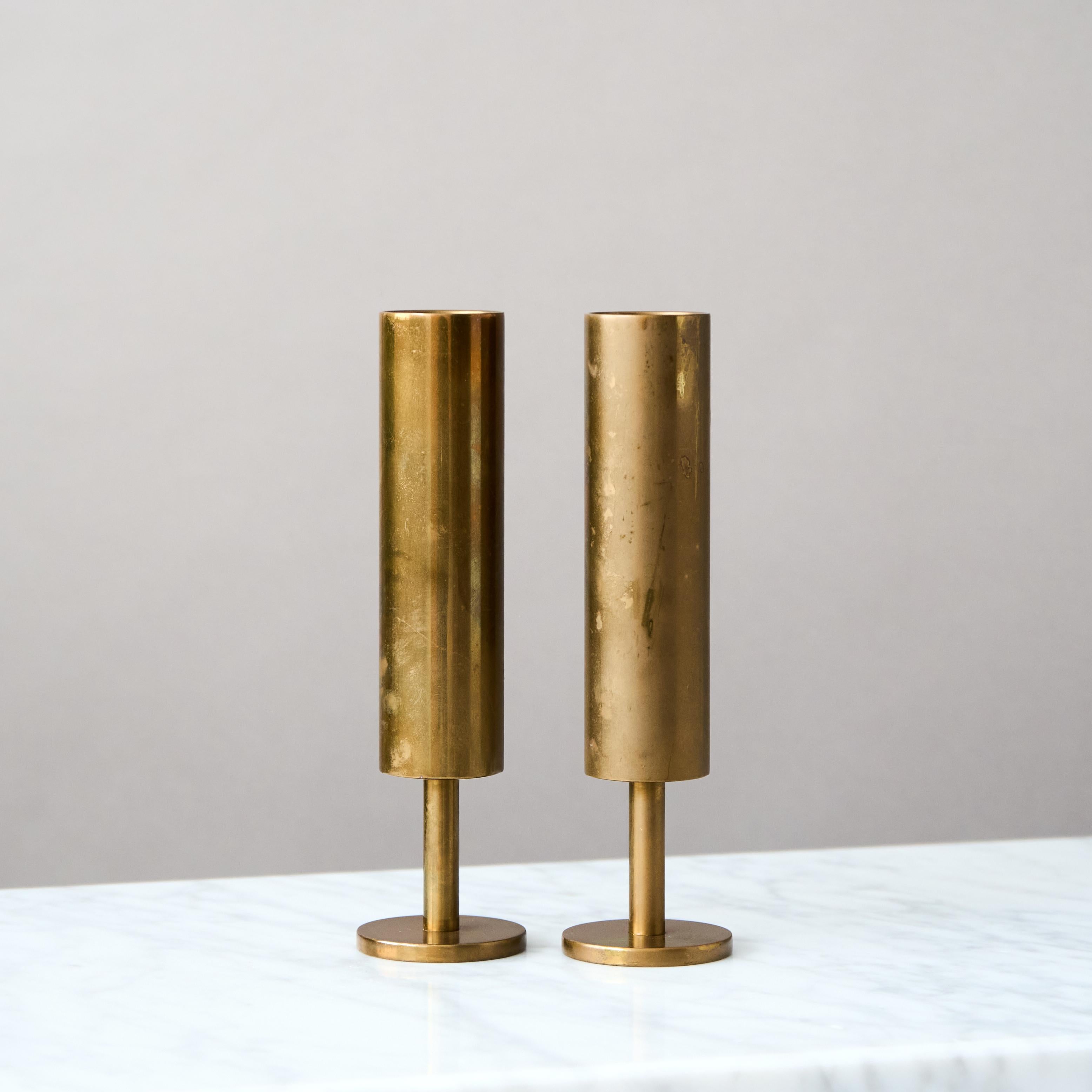 Pair of Beautiful Art Deco Bronze Vases by Unknown Danish Designer Denmark 1940s In Good Condition For Sale In Malmö, SE