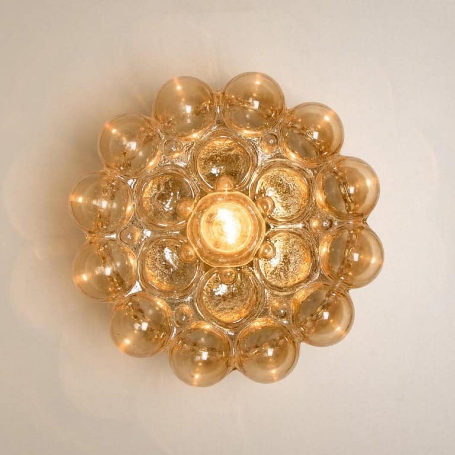20th Century Pair of Beautiful Bubble Glass Pendant Lamps by Helena Tynell, 1960 For Sale