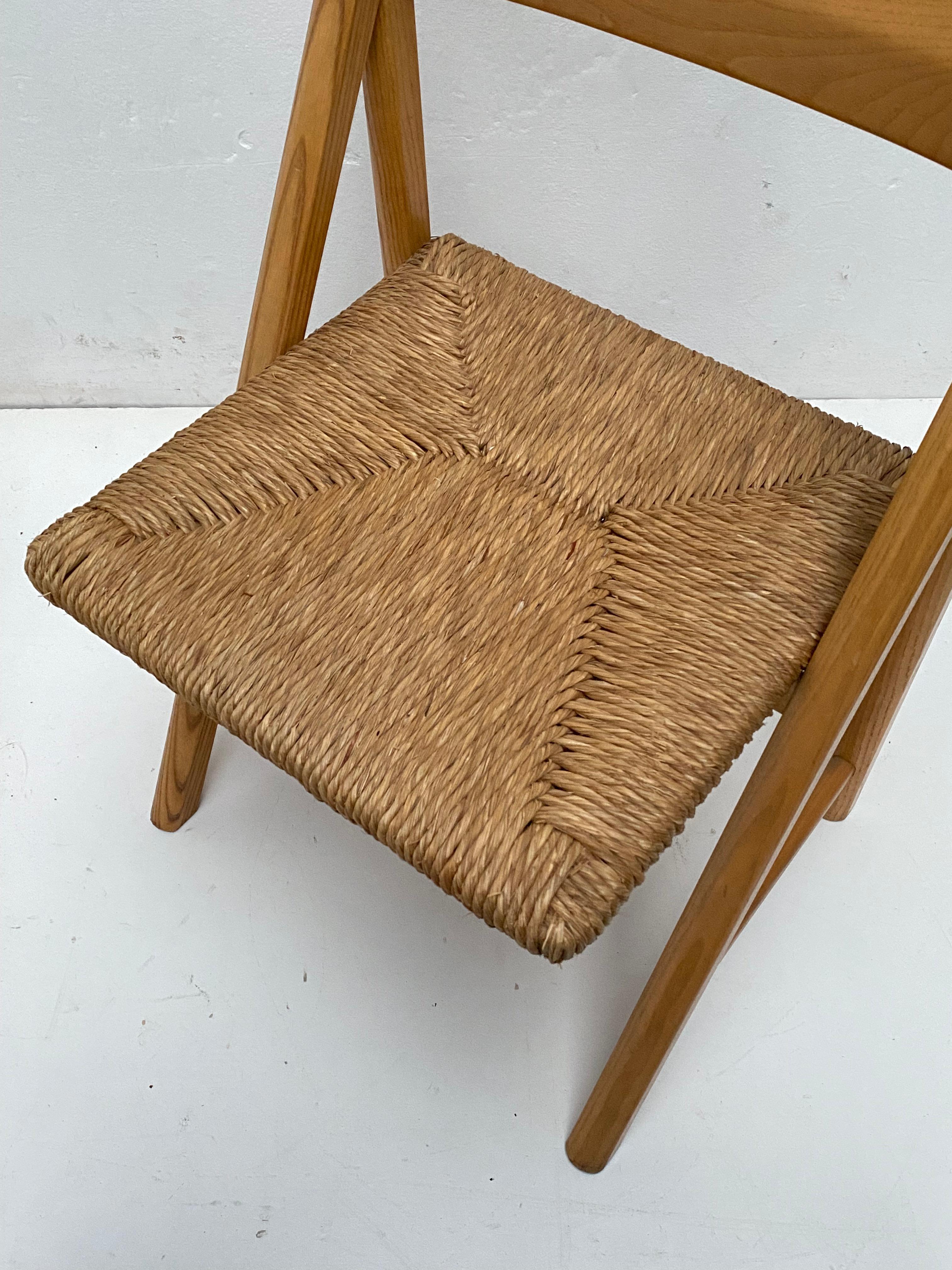 Pair of Beautiful Carved Ashwood & Woven Seagrass Seats 1970's Italy Switzerland For Sale 1