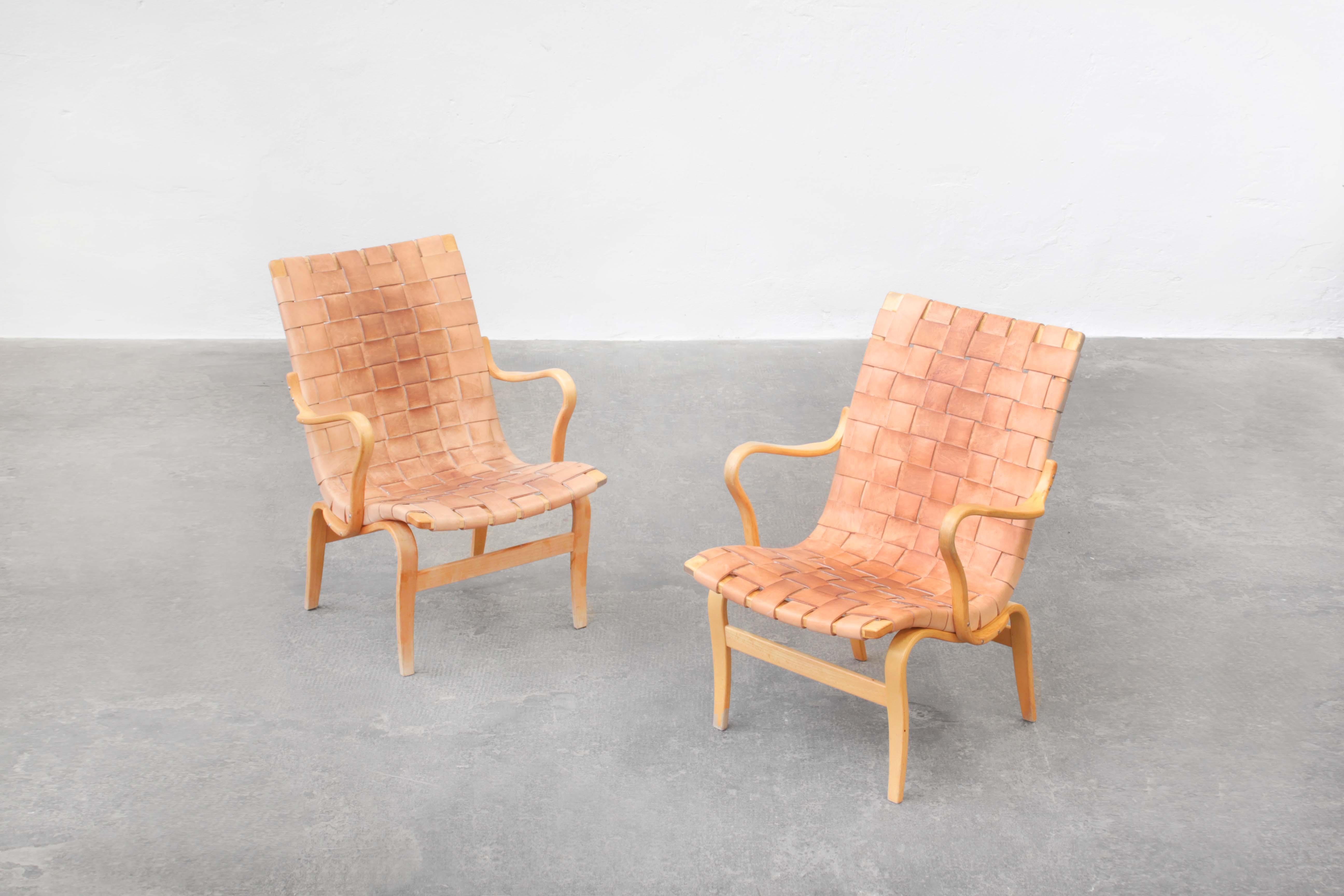 Pair of Beautiful Danish Lounge Chairs by Bruno Mathsson for Karl Mathsson, 1960 5