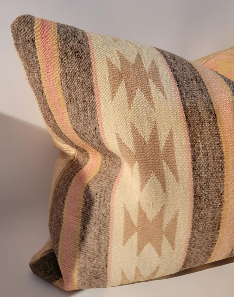 Pair of Beautiful Early Geometric Navajo Pillows In Good Condition For Sale In Los Angeles, CA