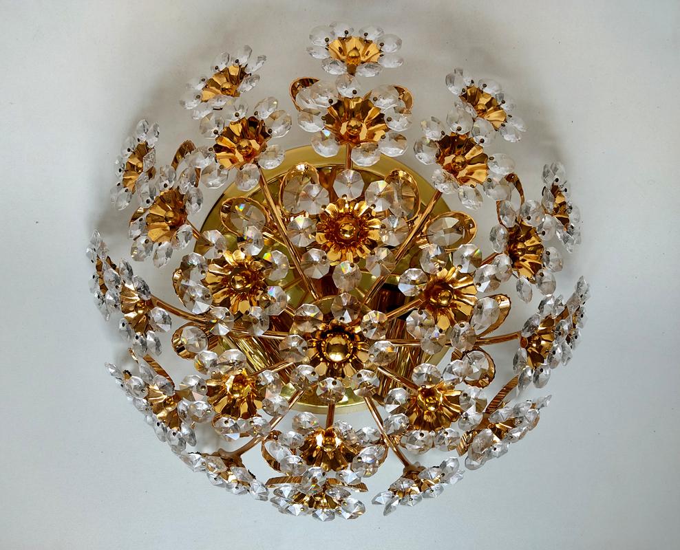 Pair of Beautiful German Vintage Gold-Plated Chandeliers Flush Mounts, 1960s For Sale 3
