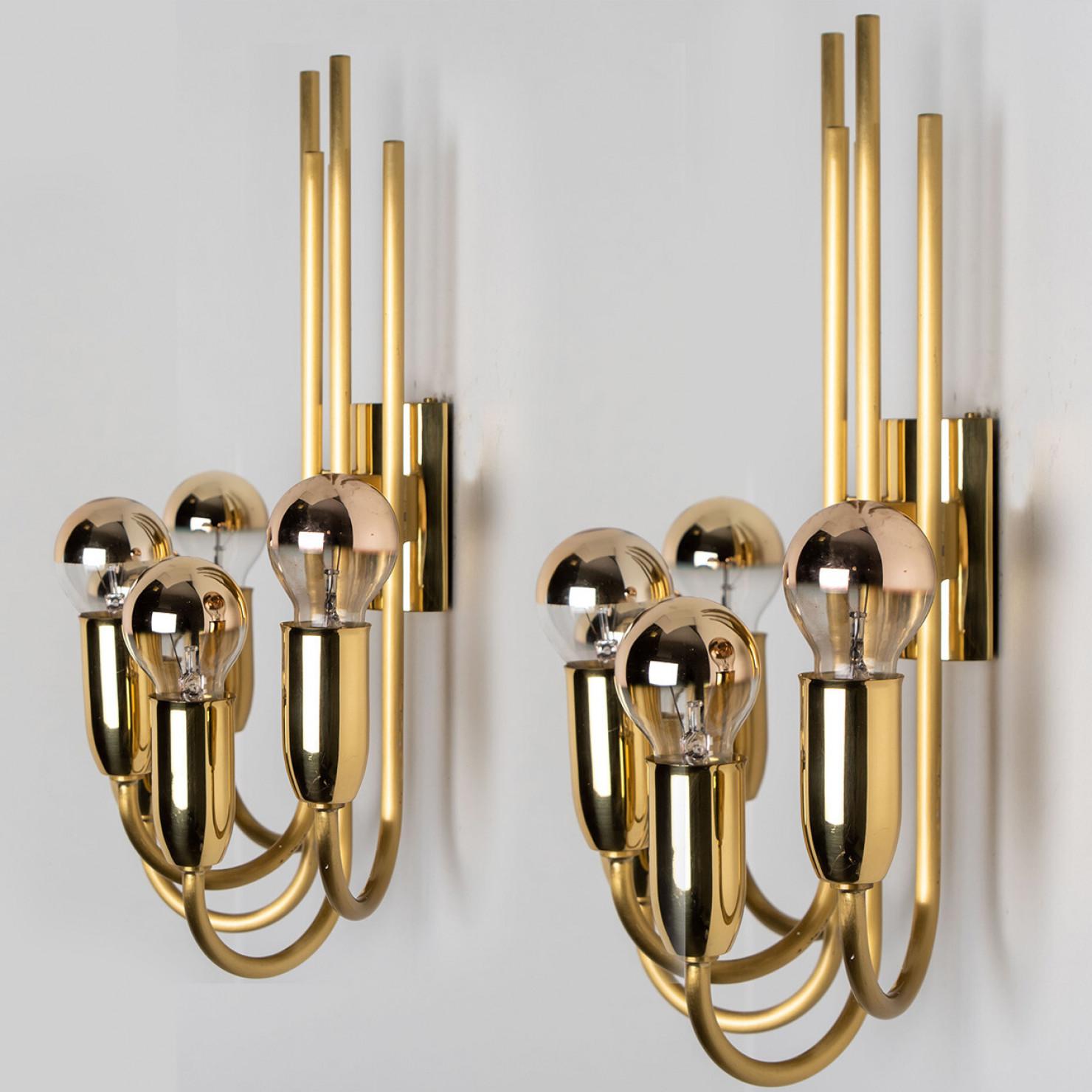 Pair of Beautiful Gold Brass Wall Lights in the Style of Florian Schulz, 1970 For Sale 3