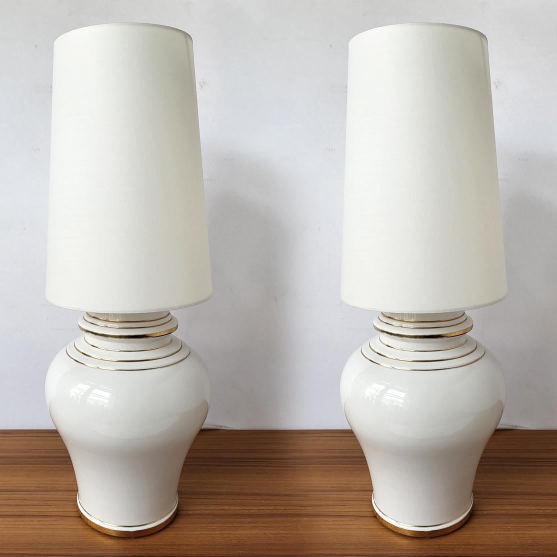 Paire de belles lampes de bureau italiennes vintage des années 1970 en vente 2