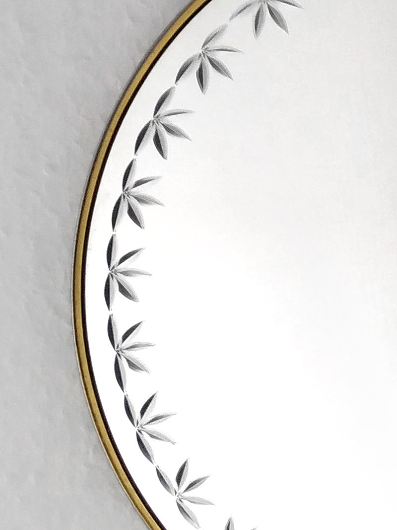 20th Century Pair of Beautiful Italian Vintage Wall Mirrors, 1950s For Sale