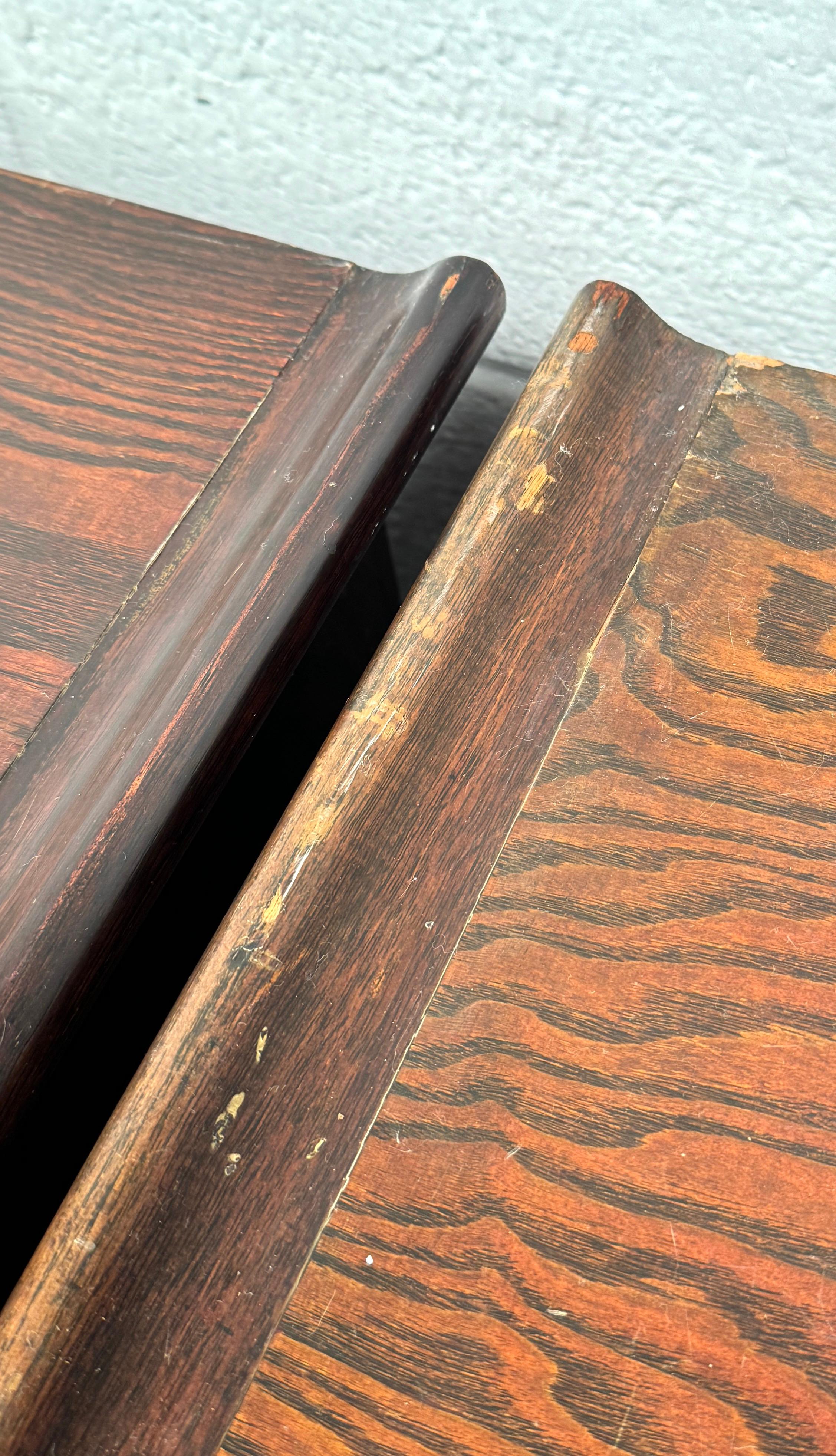 Pair of Beautiful Korean Tansu-style Night Stands For Sale 9