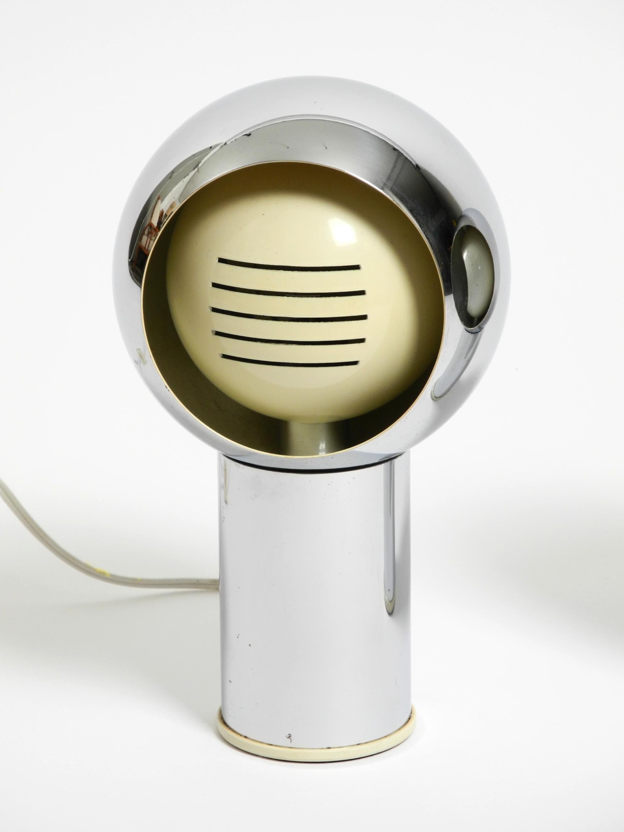 Pair of beautiful large Mid Century Space Age chrome table lamps - Made in Italy im Angebot 5