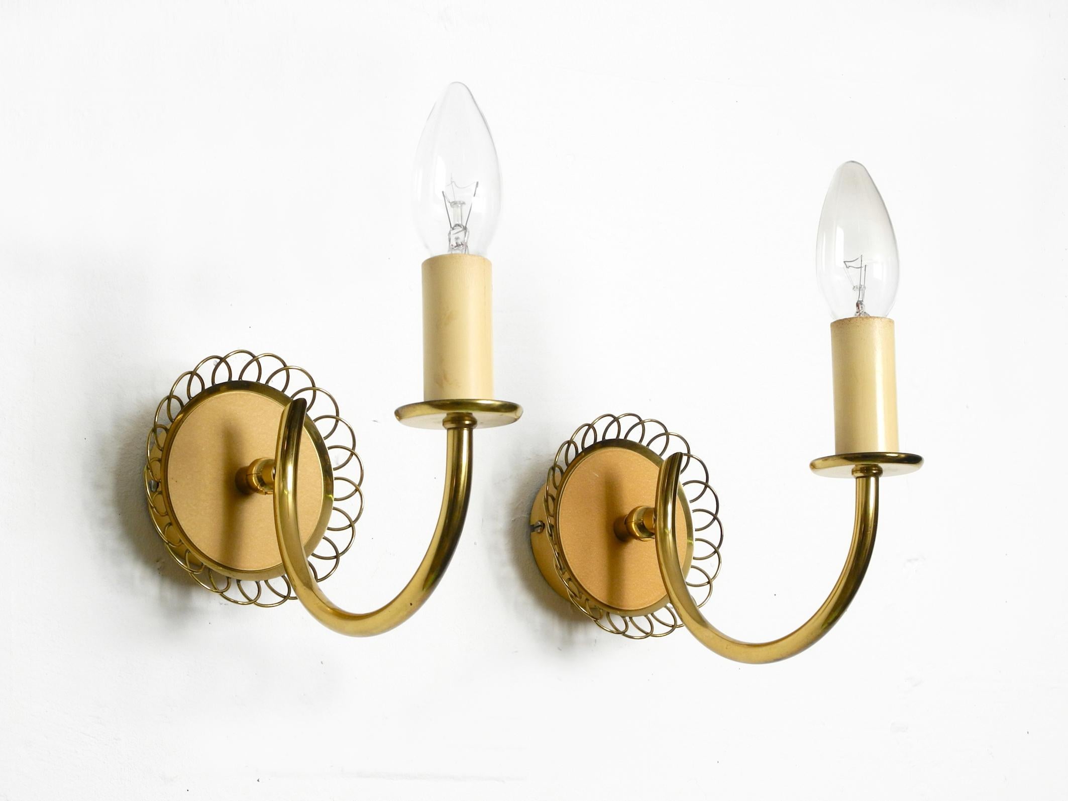 Pair of beautiful mid century brass wall lamps from Vereinigte Werkstätten 8