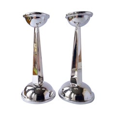 Coppia di bellissimi candelieri moderni in argento sterling di WW, 2002