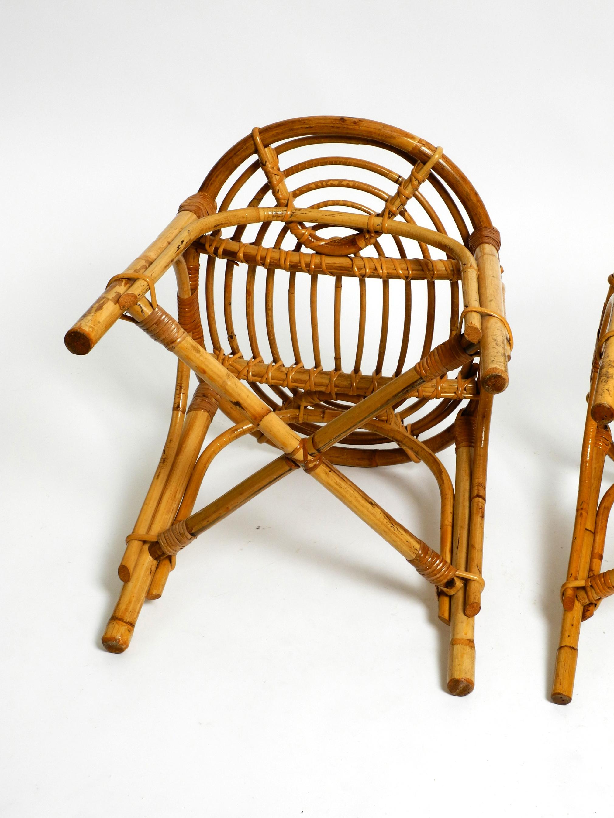 Pair of beautiful original 1980s bamboo stools in a rare oval shape 12
