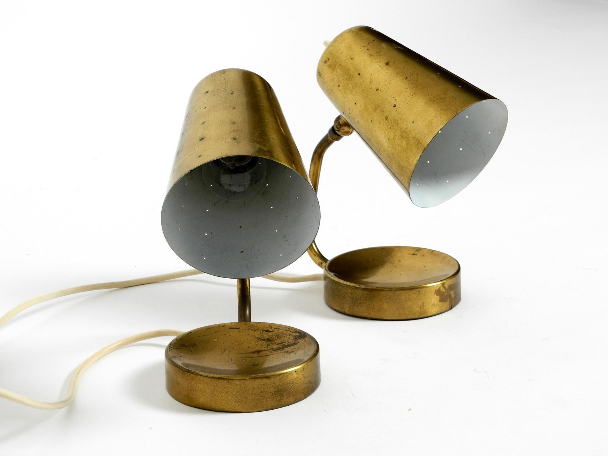 Pair of Beautiful Rare Large Midcentury Brass Table Lamps In Good Condition In München, DE