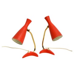 Paar schöne rote Mid Century Diabolo Krähenfuß Tischlampen von Cosack