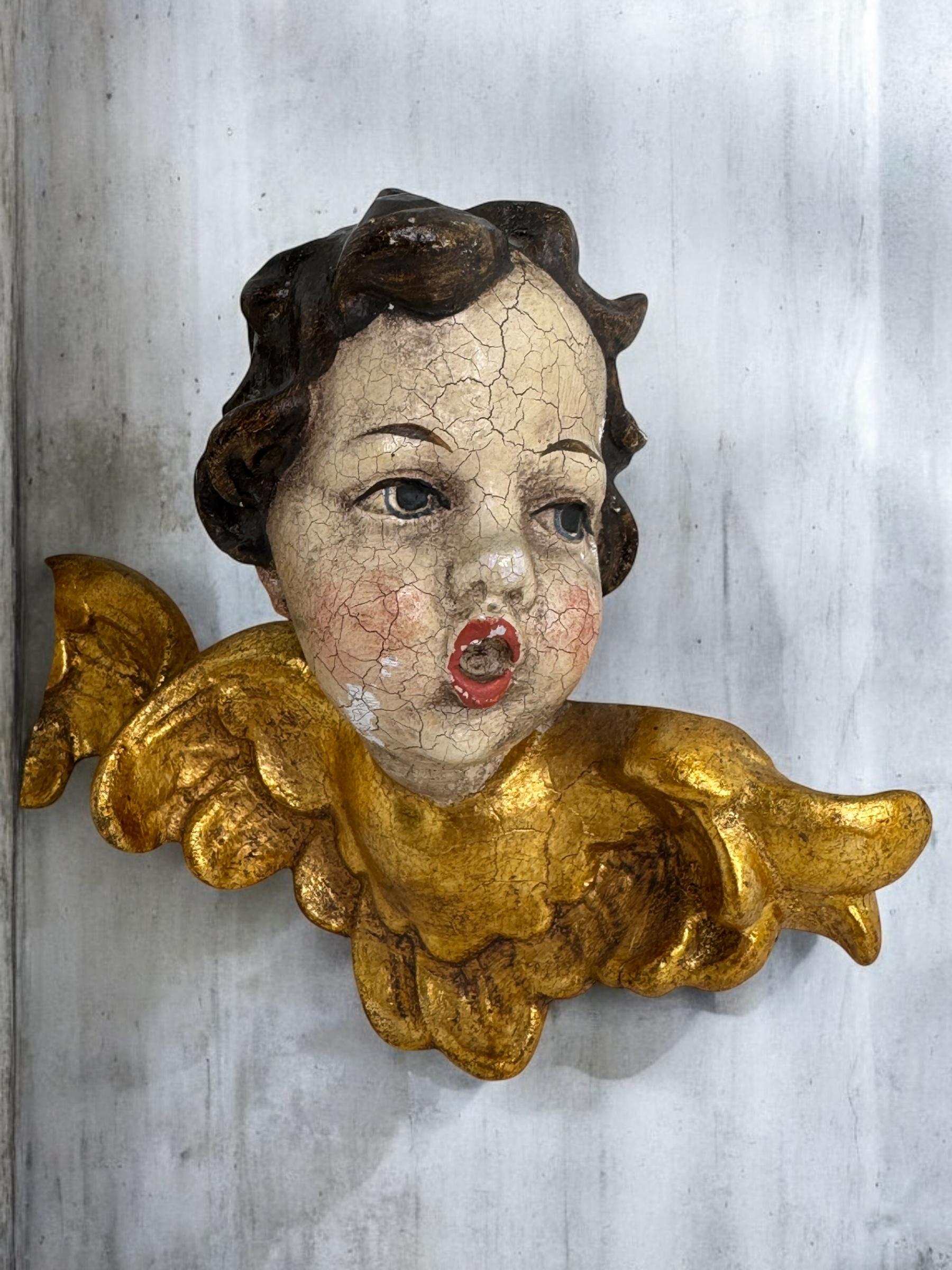 Pareja de hermosas cabezas de ángeles querubines talladas en madera, vintage alemán, años 1960 en venta 5