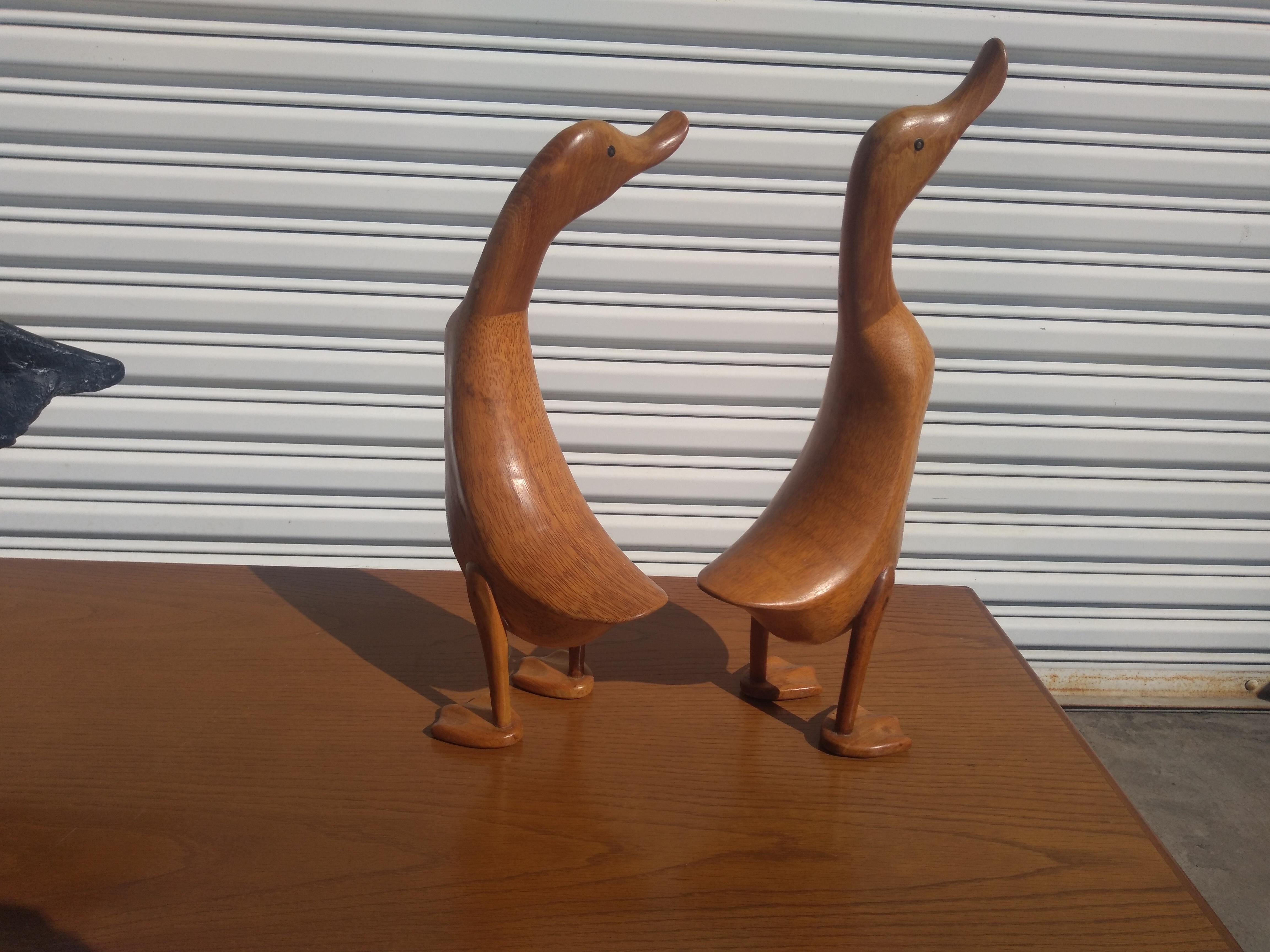 Pair of Beautifully Carved Ducks by Dcuk For Sale 2