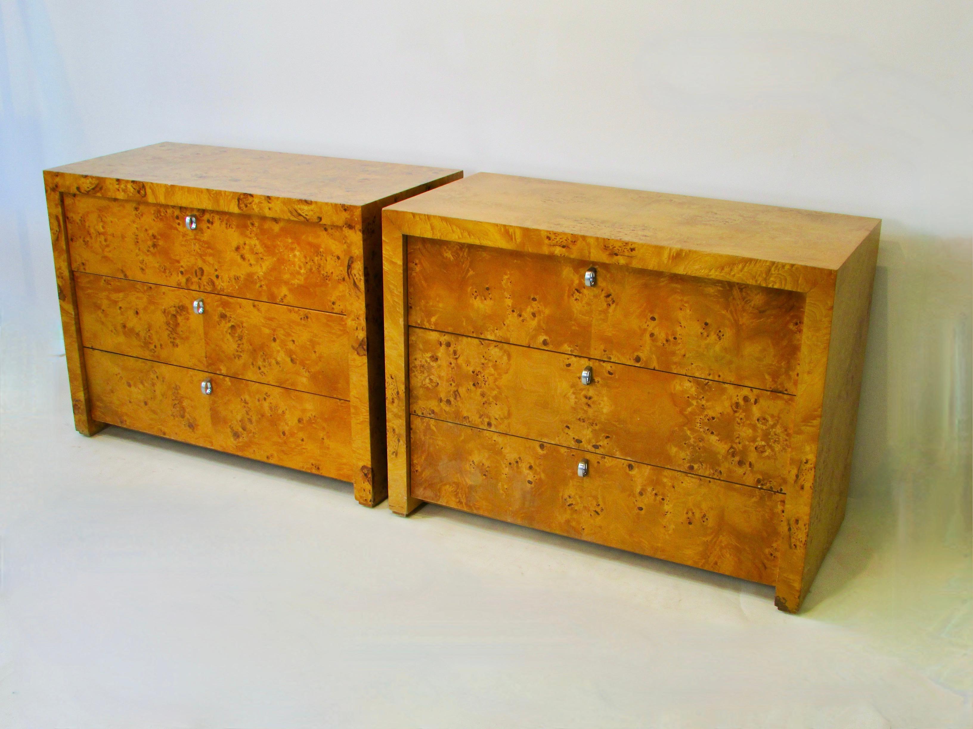 Pair of Beautifully Grained Blonde Burl Three Drawer Chests Stamped Hekman 6