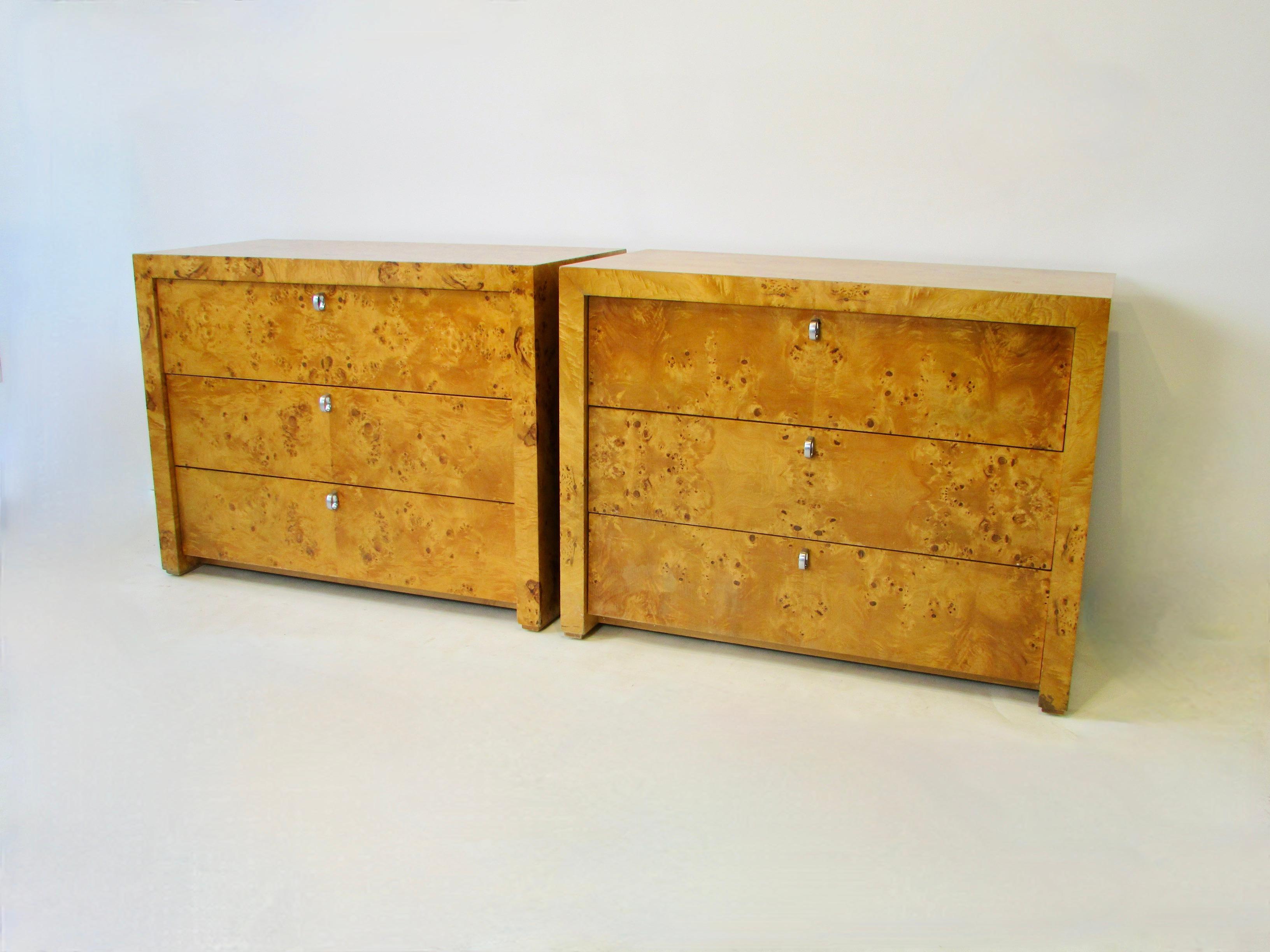 Pair of Beautifully Grained Blonde Burl Three Drawer Chests Stamped Hekman 7