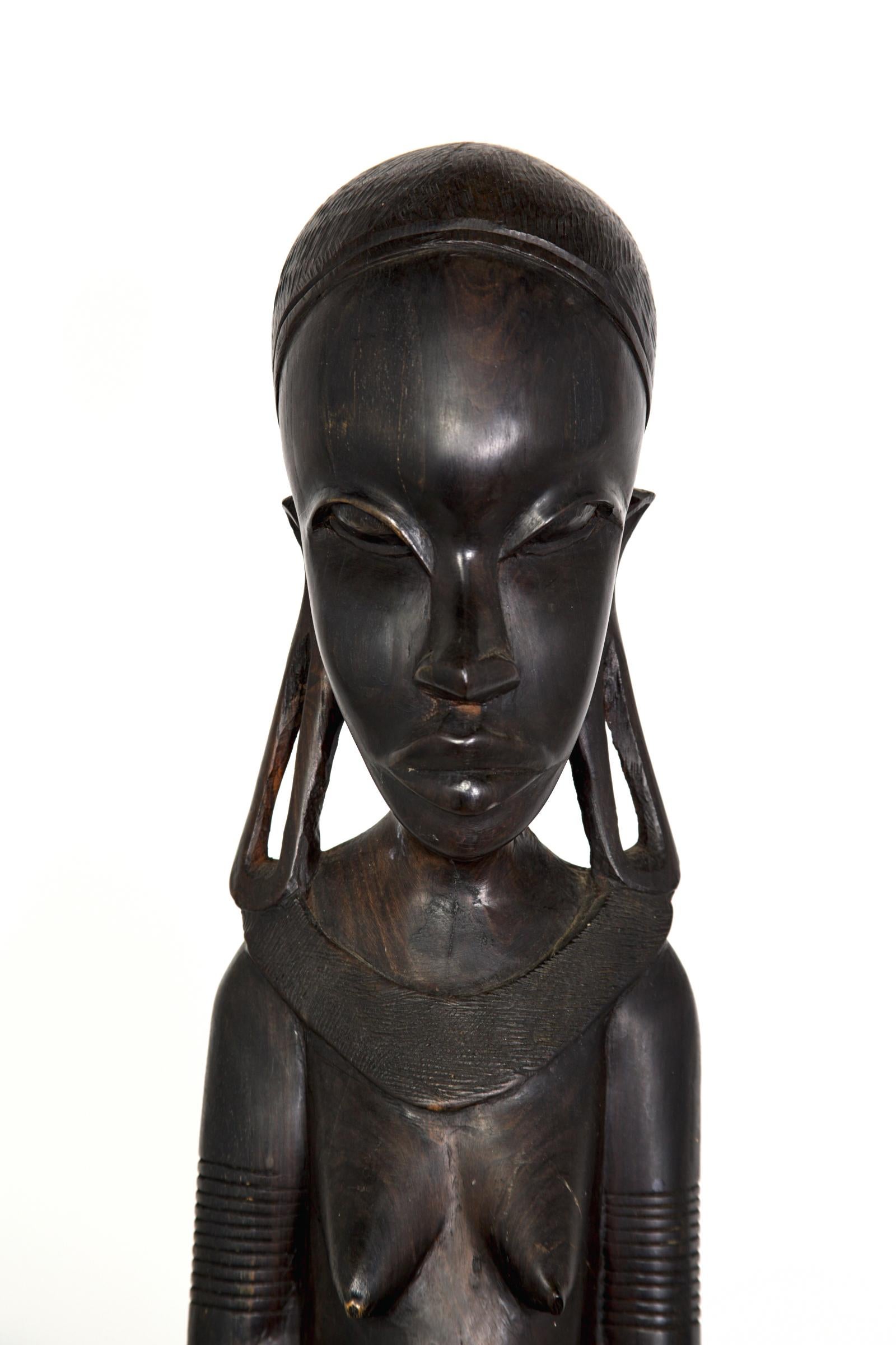 Pair of Beautifully Hand Carved Ebony Tanzanian Sculpture 4