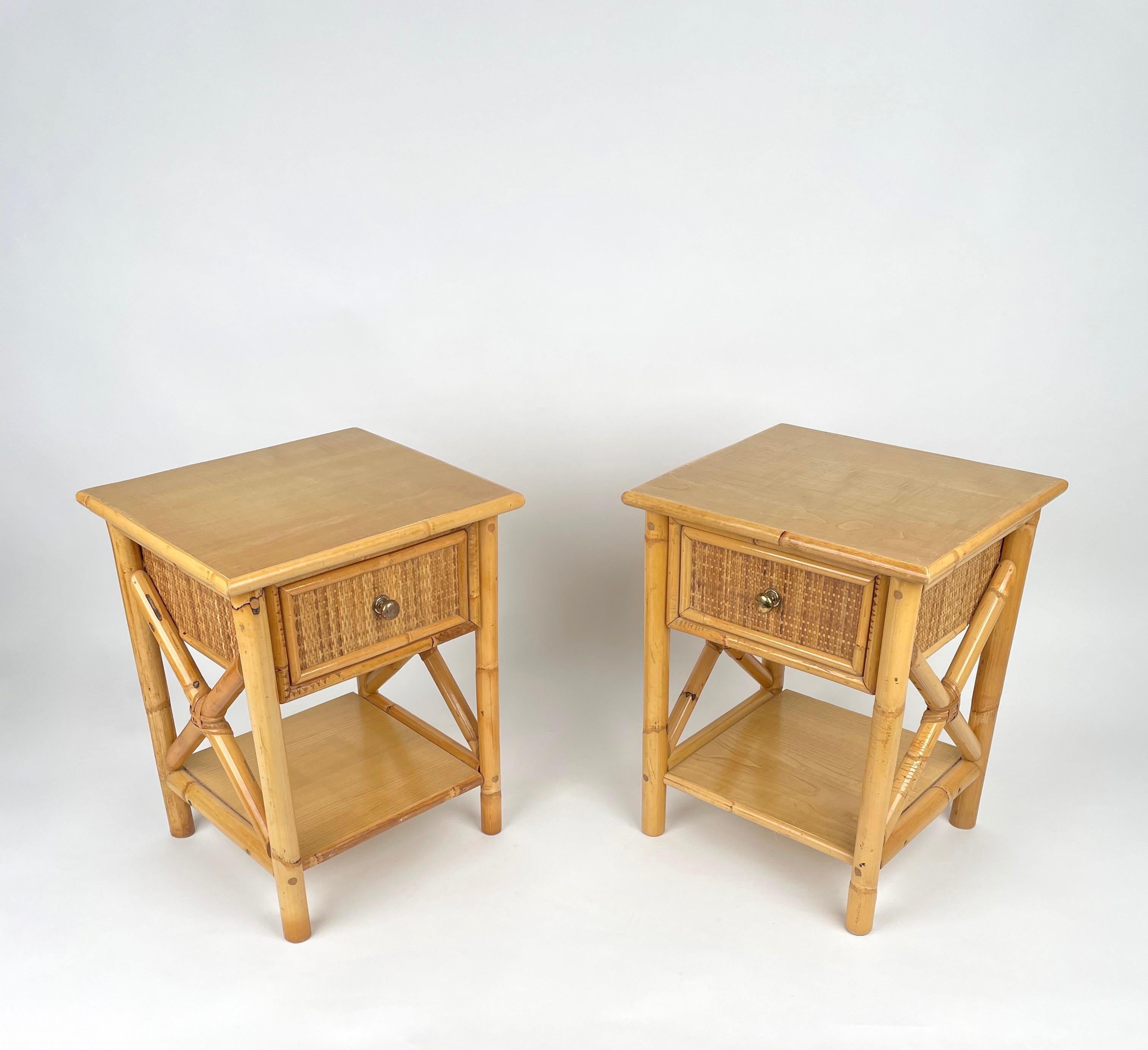 Mid-Century Modern Pair of Bed Side Tables in Bamboo, Rattan & Wood, Italy 1980s For Sale