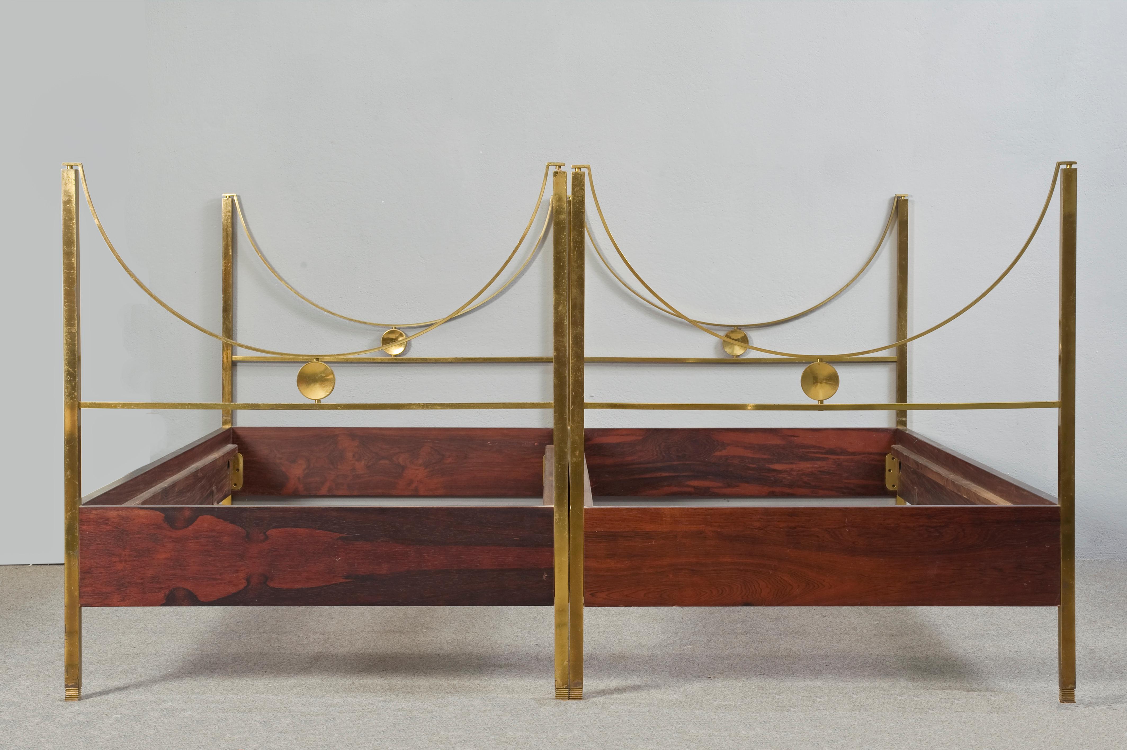 Pair of Beds by Carlo de Carli for Sormani 4