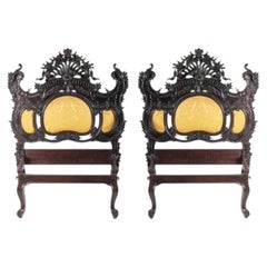 Pair of beds in the style of King Jose style de Jacaranda wood - 19th century