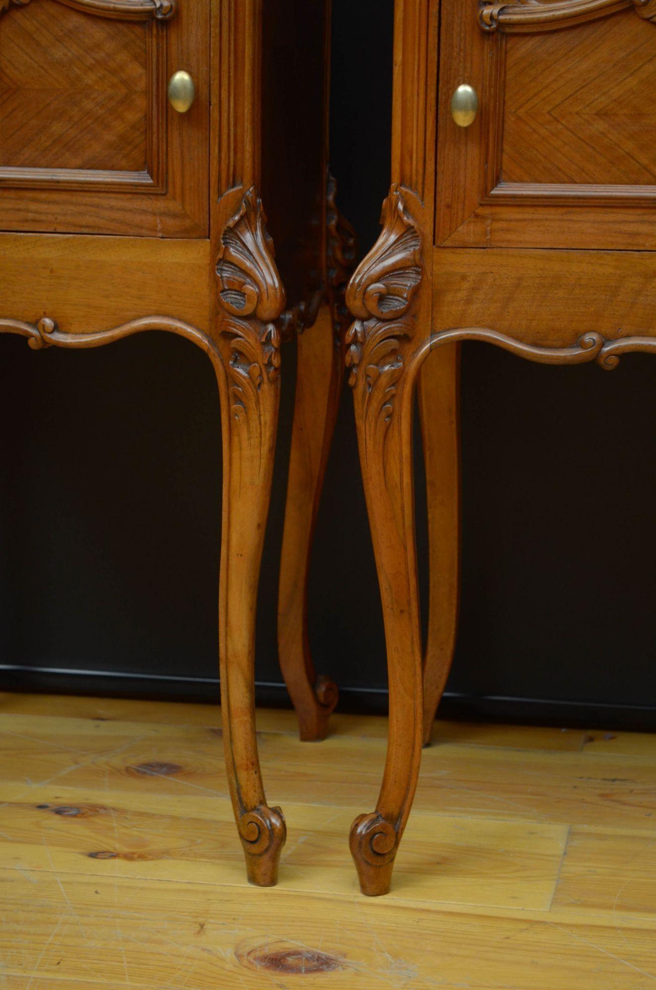 Pair of Bedside Cabinets in Walnut For Sale 6
