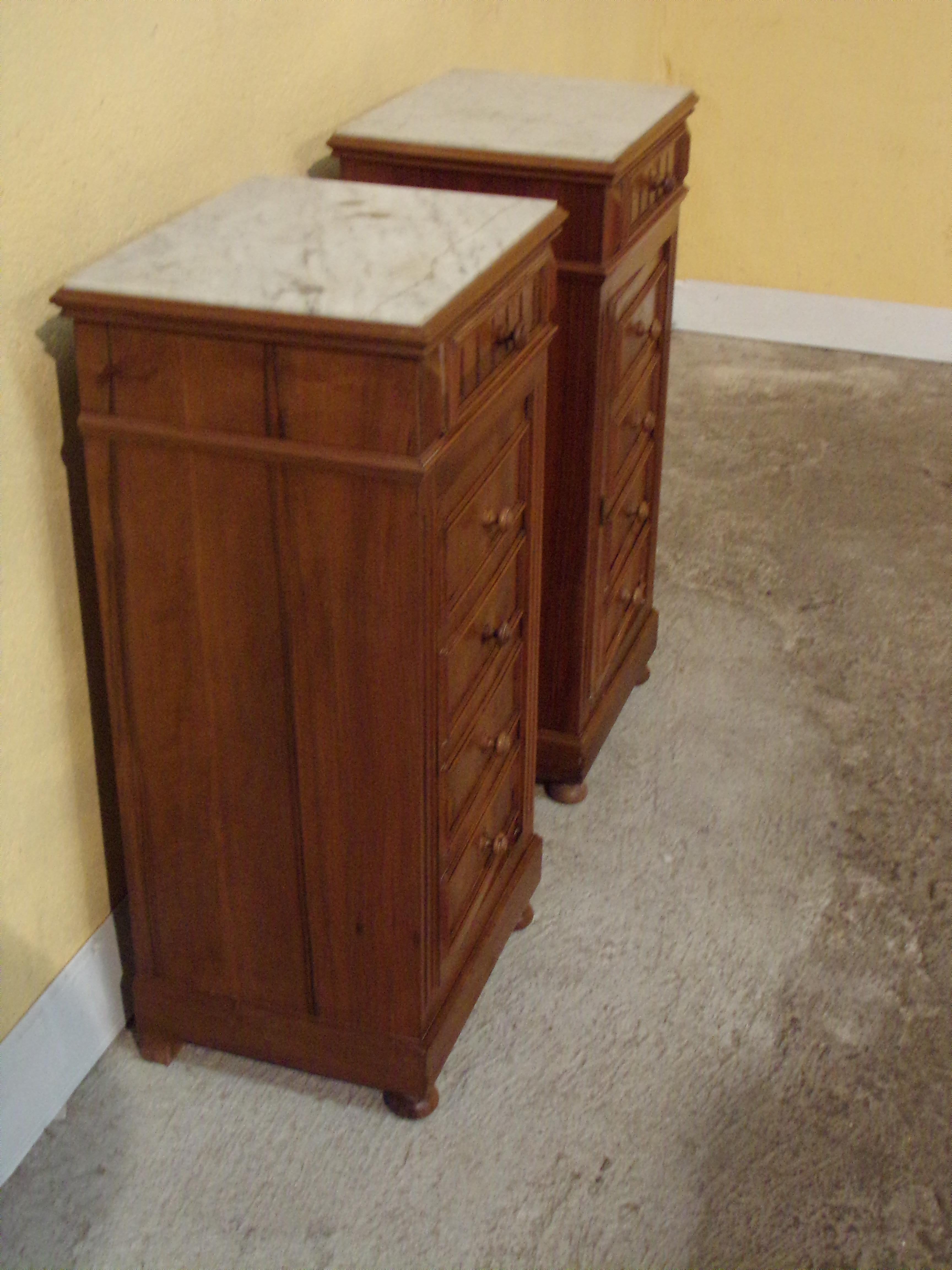 Louis XVI Pair of Bedside Cabinets with Marble Tops, C1890