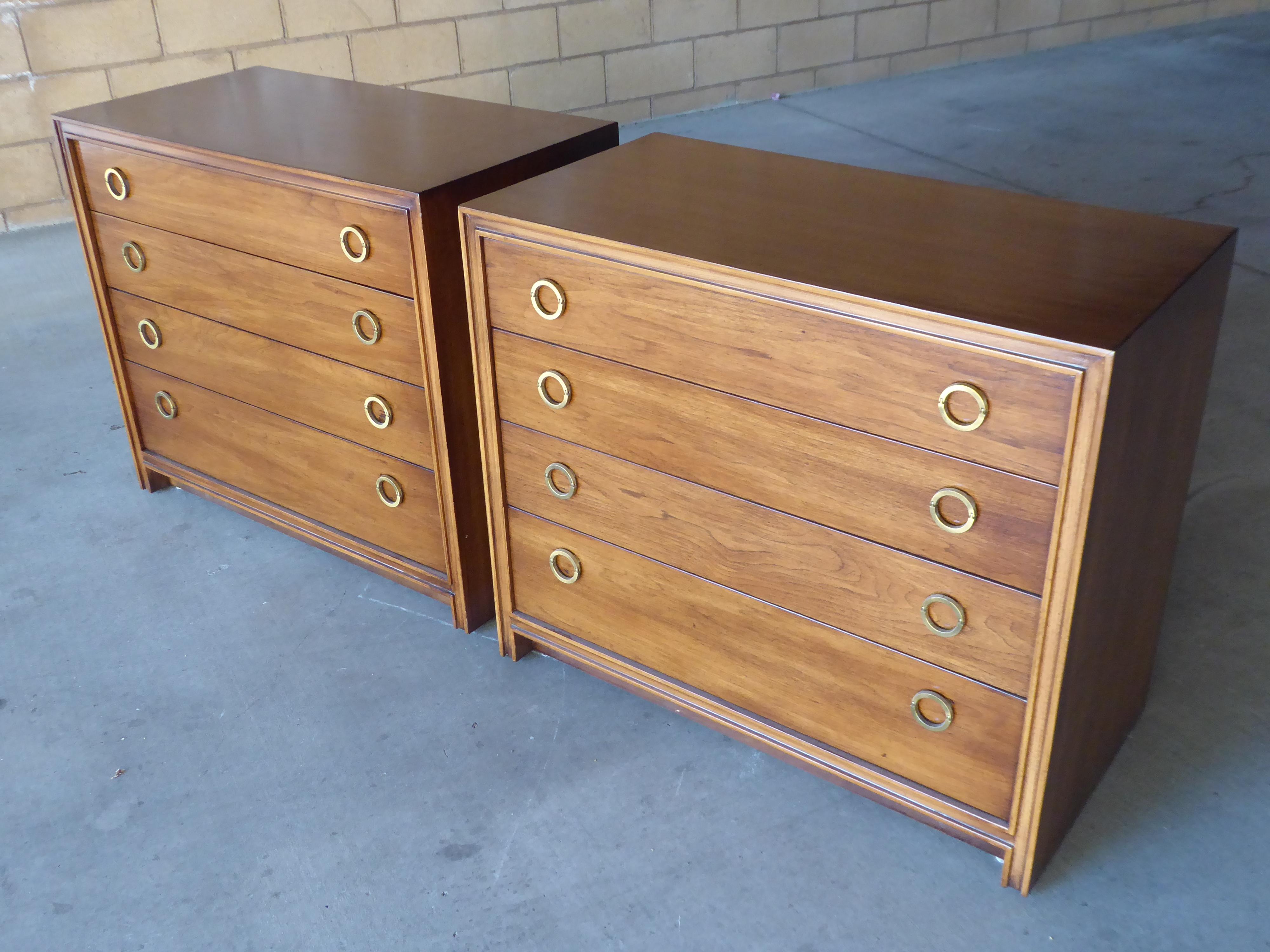 American Pair of Bedside Chests by Hickory Furniture