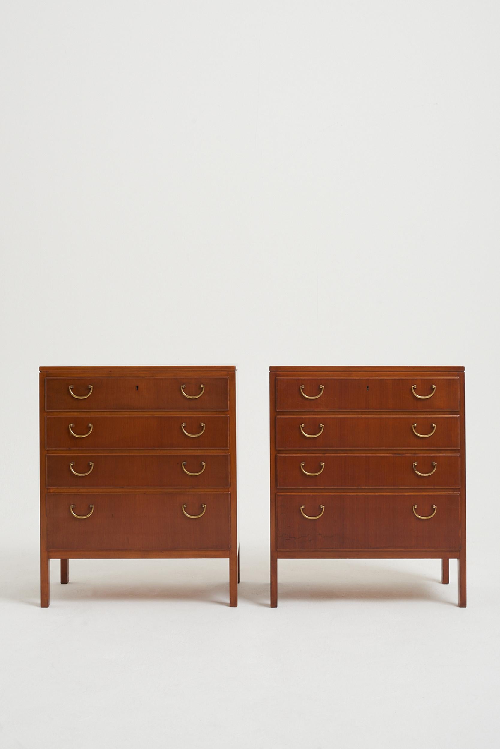 A pair of bedside chests of drawers by David Rosen for Nordiska Kompaniet.
Sweden, 1950s.