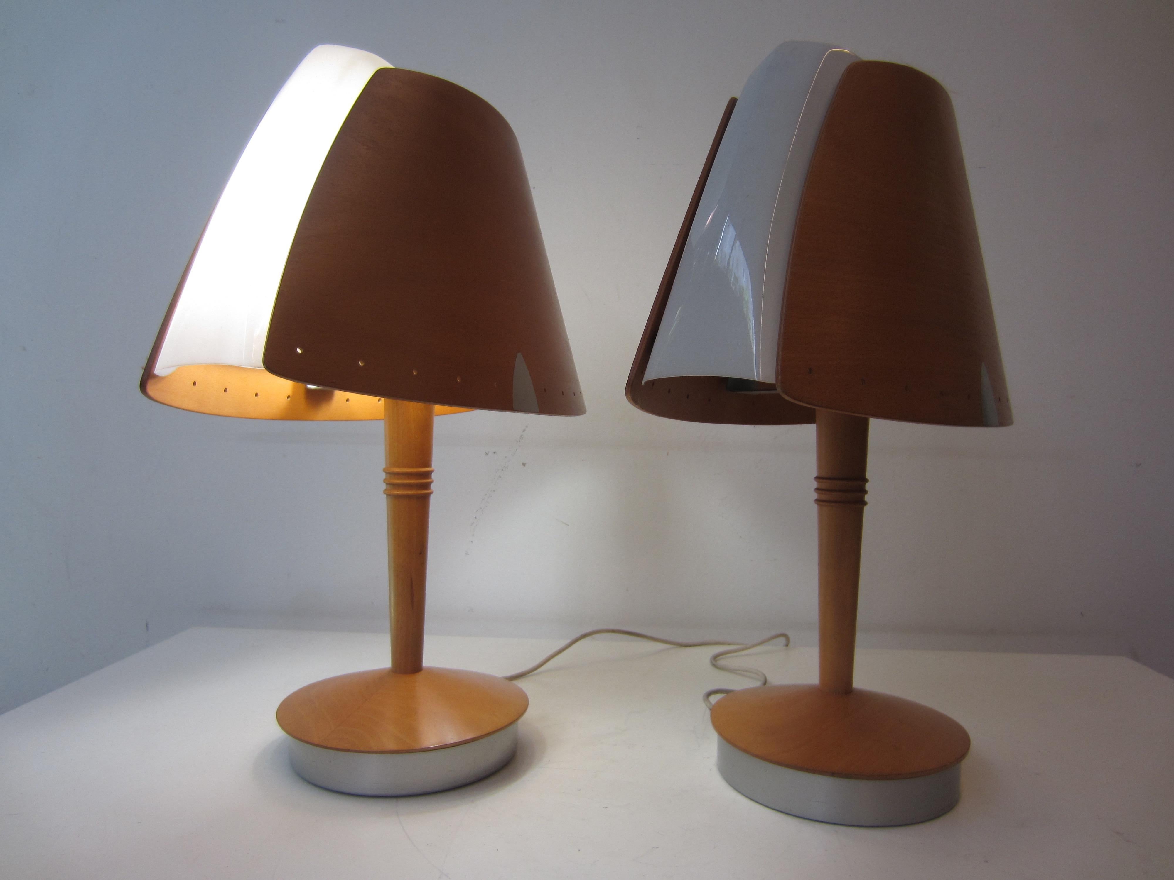 hotel bedside lamps