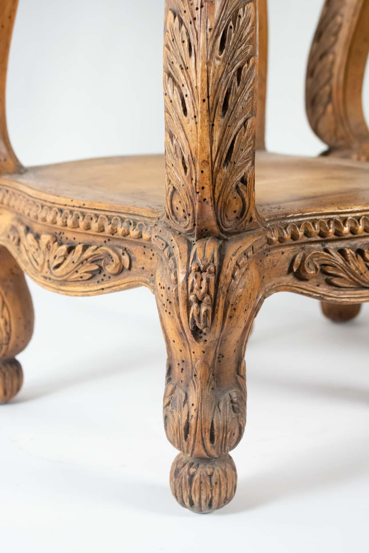 Pair of Bedside or Sofa End Light Wood, Carved Regency Style (Französisch)